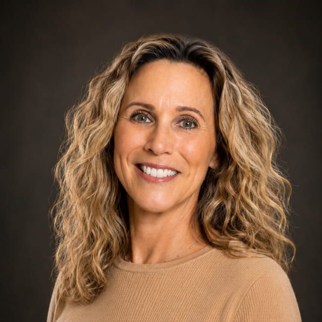 Headshot for Melissa Bruhl