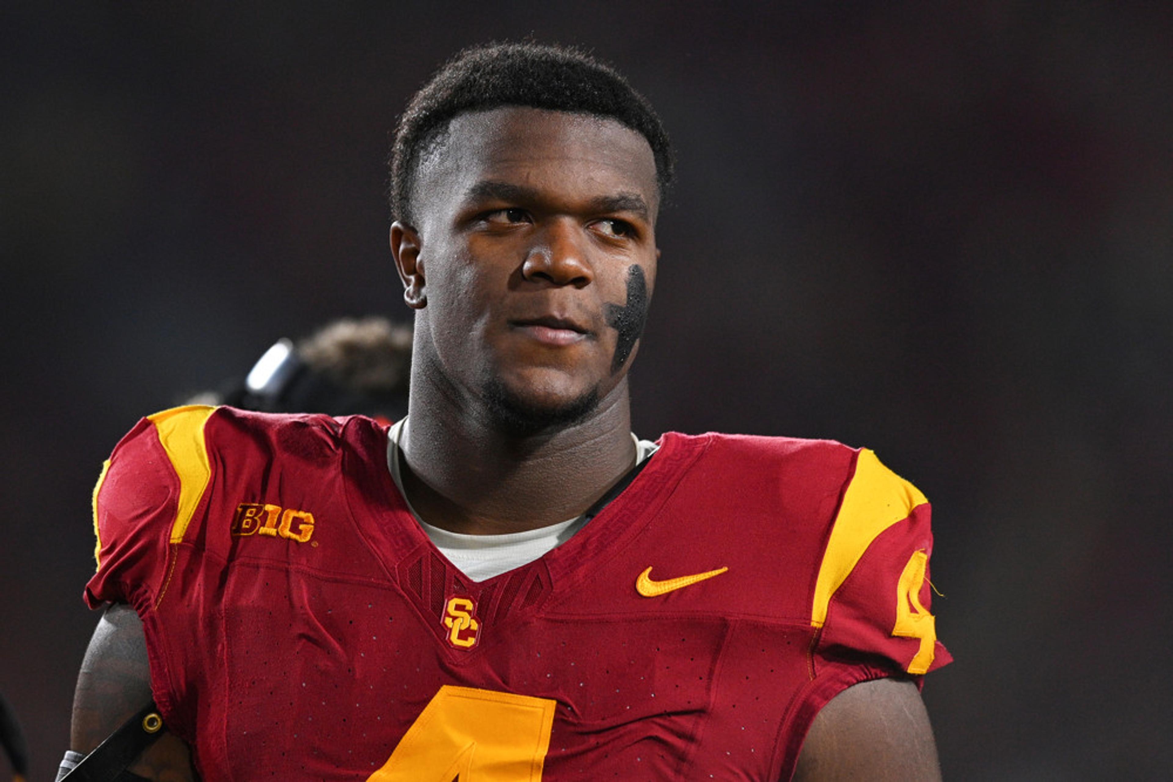 Jahkeem Stewart’s Injury Tests USC’s DT Depth Before Oregon