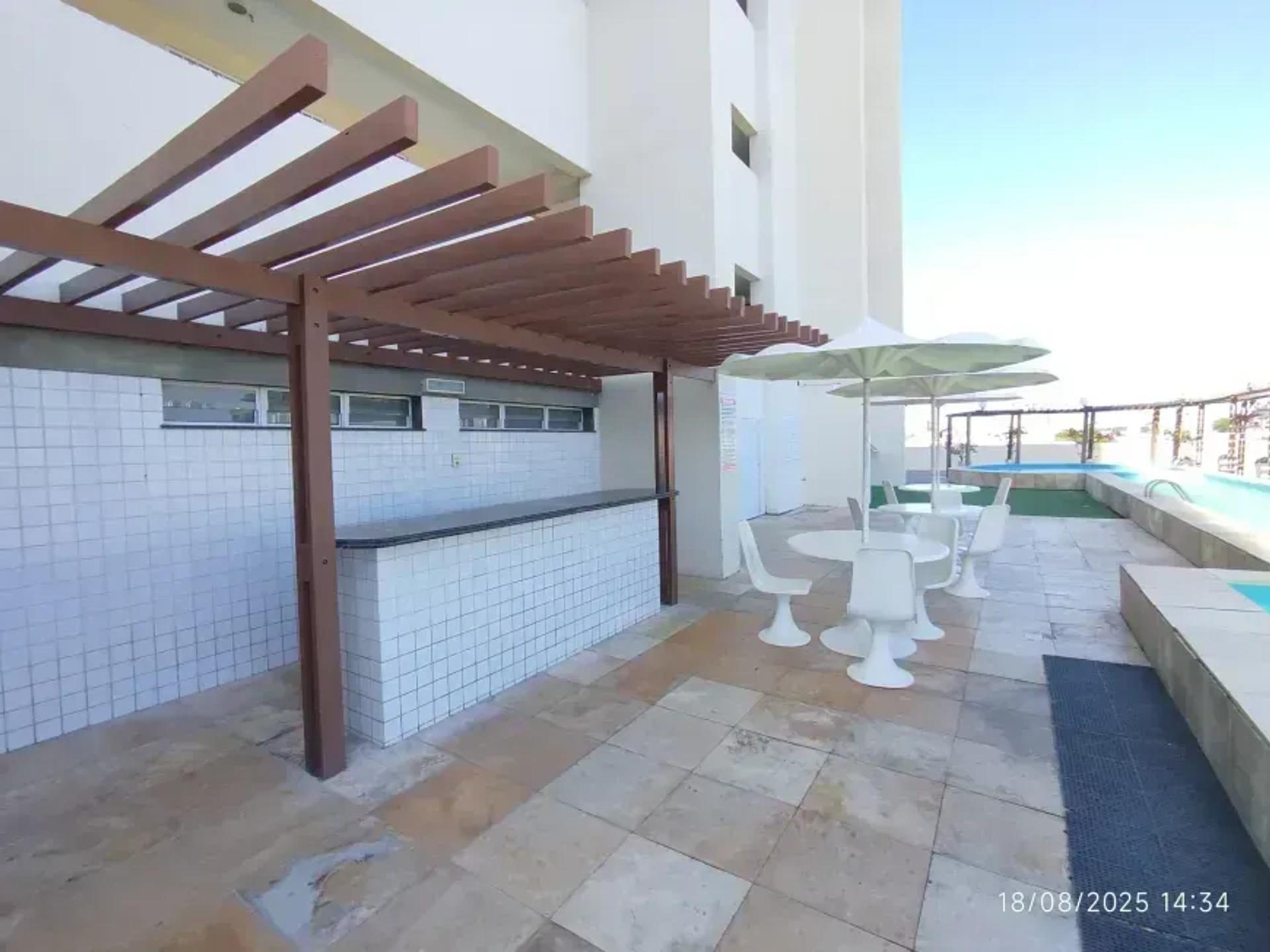 Apartamento na Rua Guilherme Rocha, 1299, Centro em Fortaleza, por R$ 2.065/Mês - Viva Real