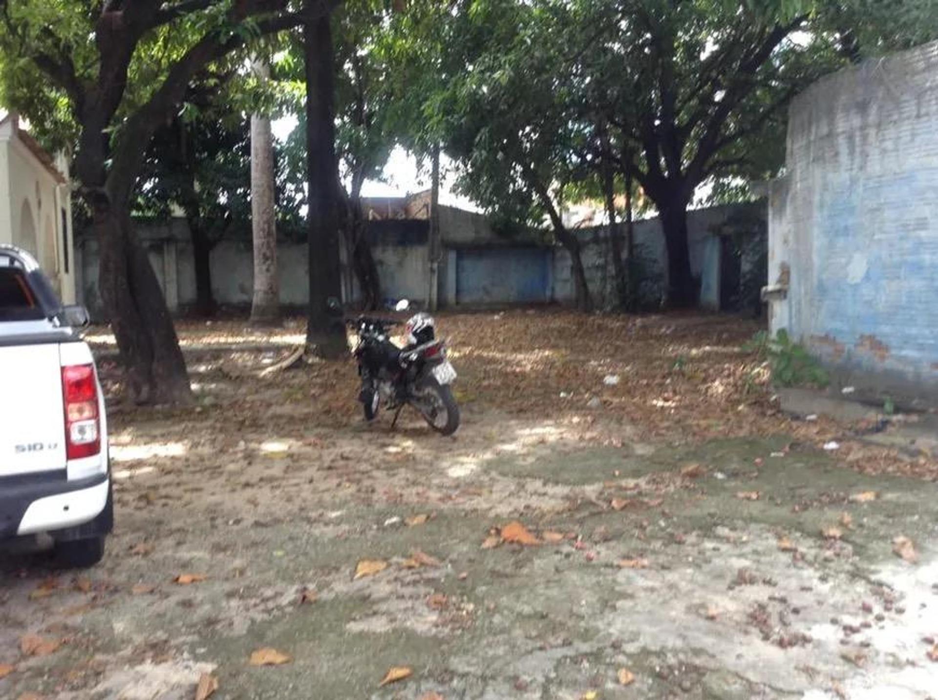 Terreno NA Parangaba EM Fortaleza