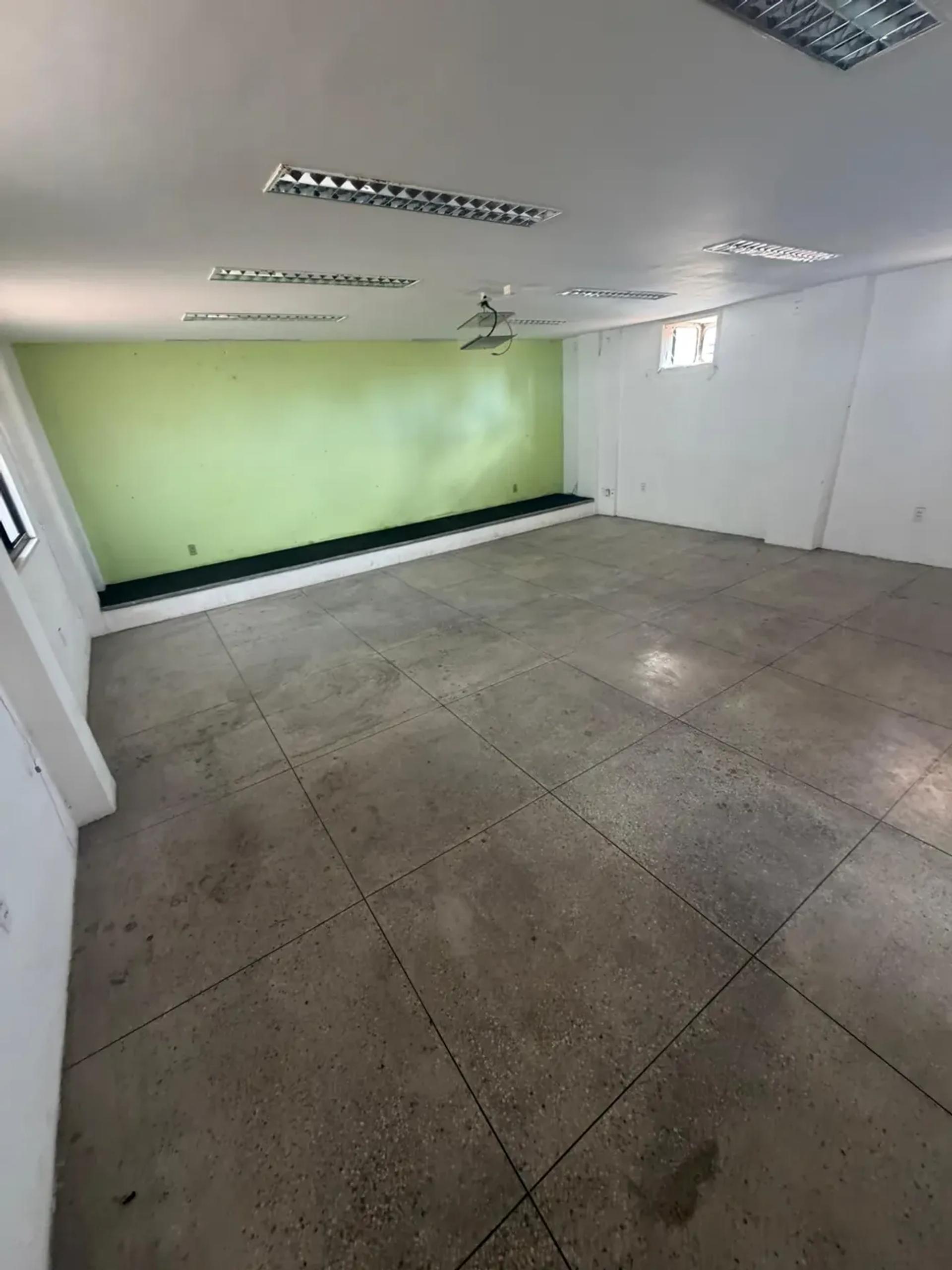 Prédio Comercial na Rua Gonçalves Ledo, 1360, Centro em Fortaleza, por R$ 14.000/Mês - Viva Real