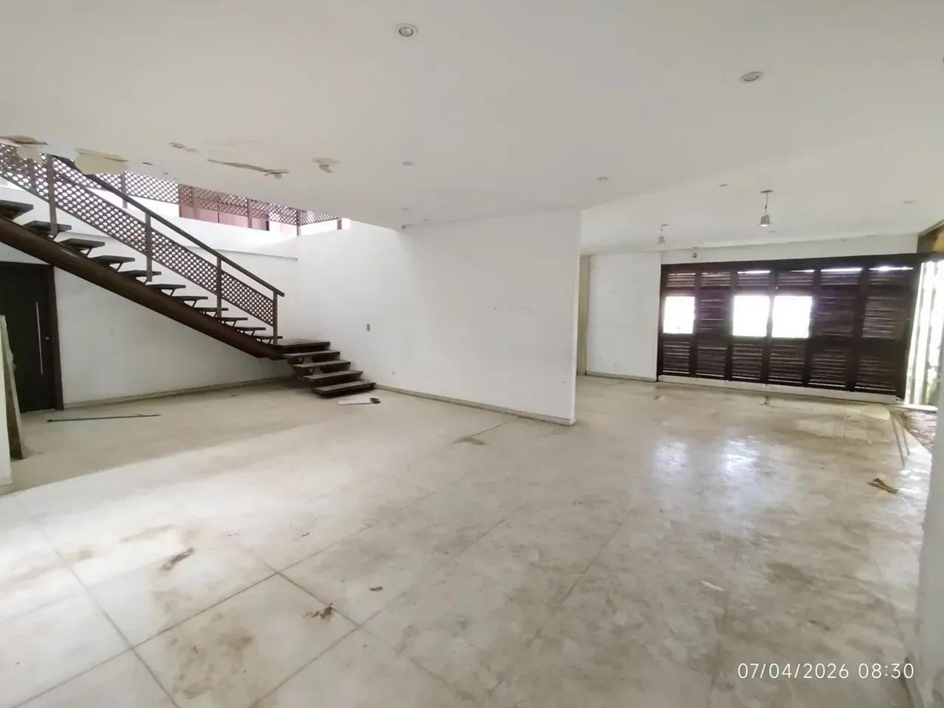 Sobrado para aluguel com 4550 metros quadrados com 5 quartos em Dionisio Torres - Fortaleza - CE