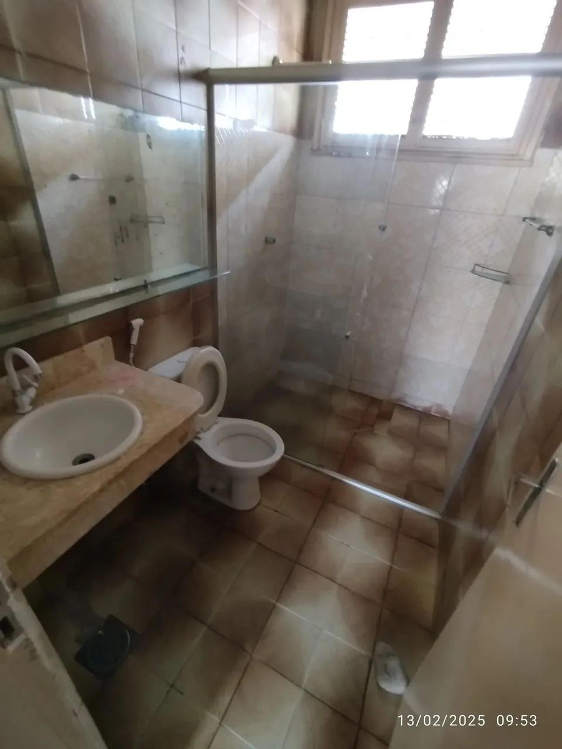 Vende-SE Casa NO Bairro Monte Castelo A 100M DA AV. Sargento Herminio