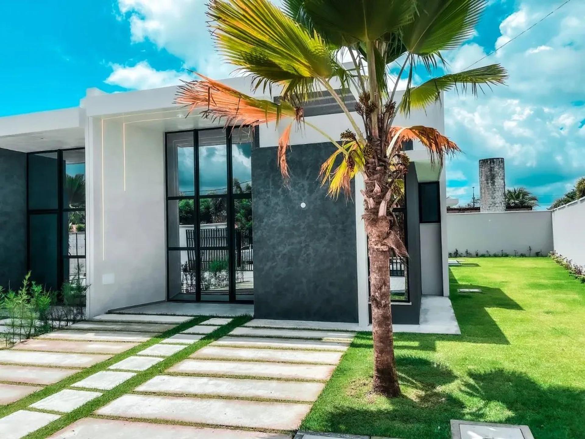 Casa à Venda em Condomínio no Eusébio