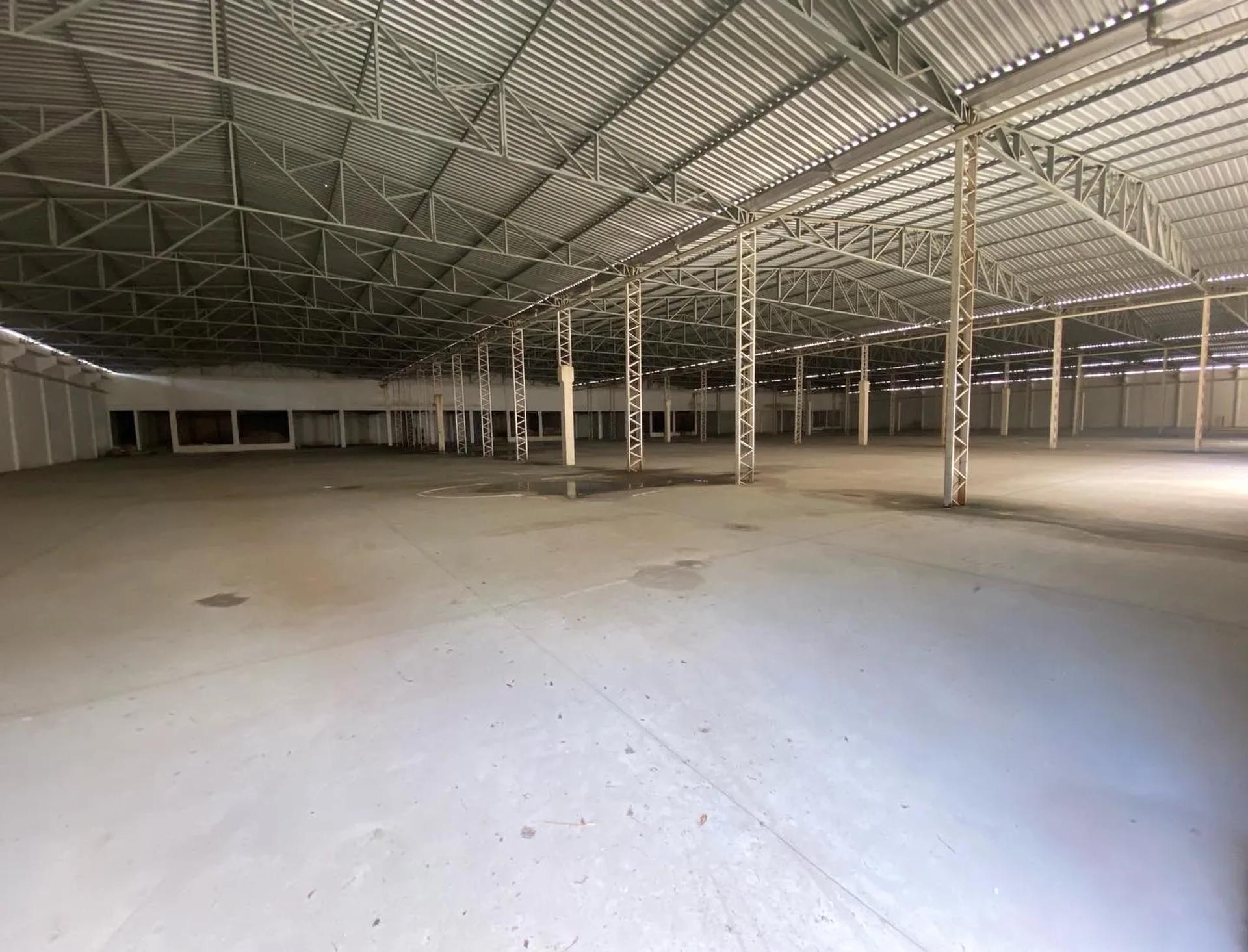Galpão/Depósito/Armazém na Rua Baturité, 500, Planalto Horizonte em Horizonte, por R$ 129.800/Mês - Viva Real