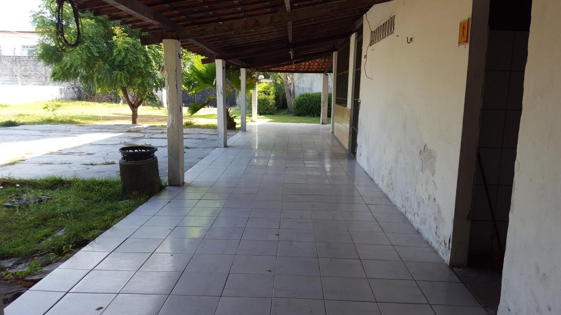 Vende-SE Campo Society Próximo AO Novo Shopping DA AV. Alberto Craveiro
