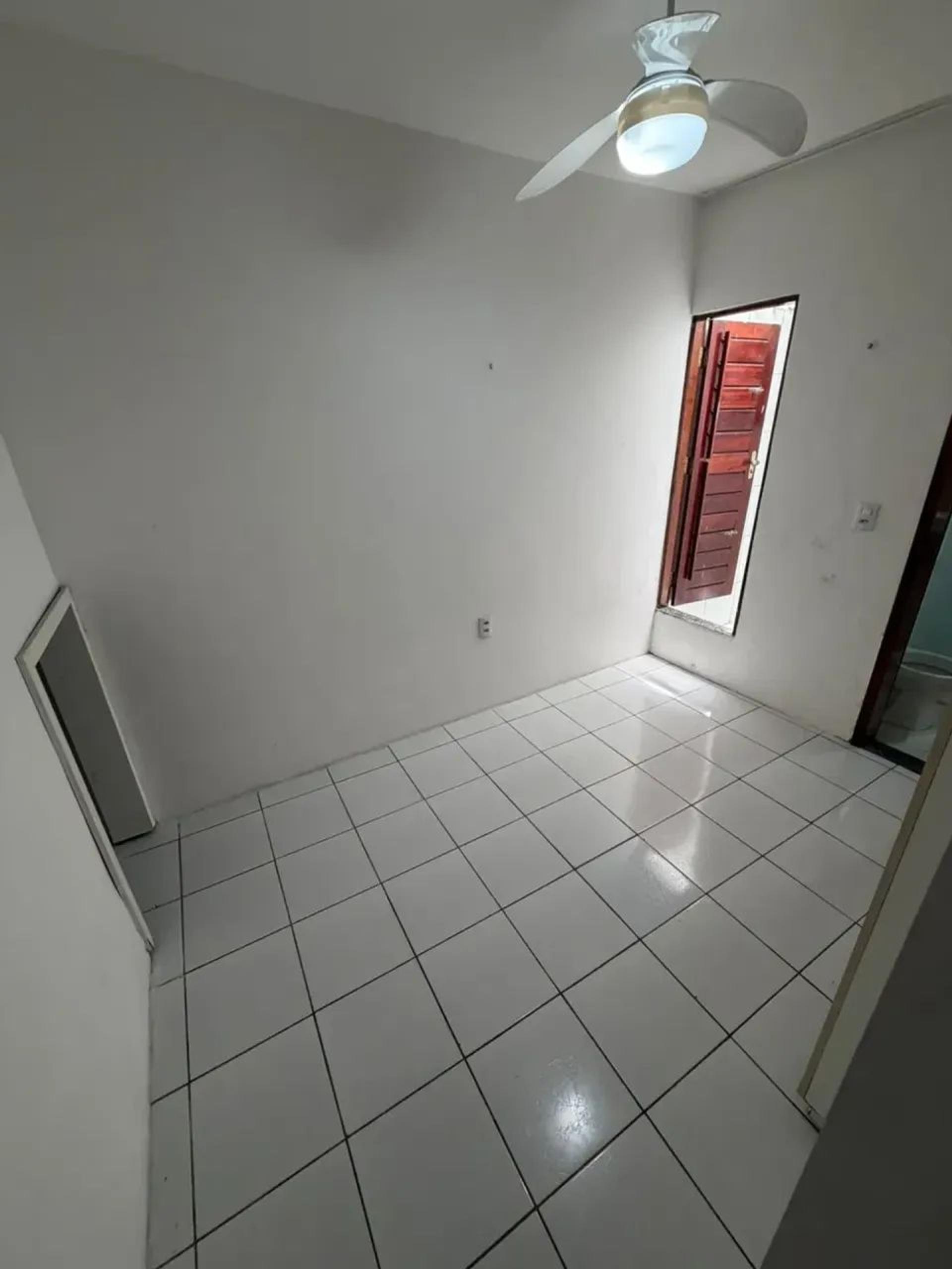 Vende-Se Casa Duplex Na Pereira Filgueiras