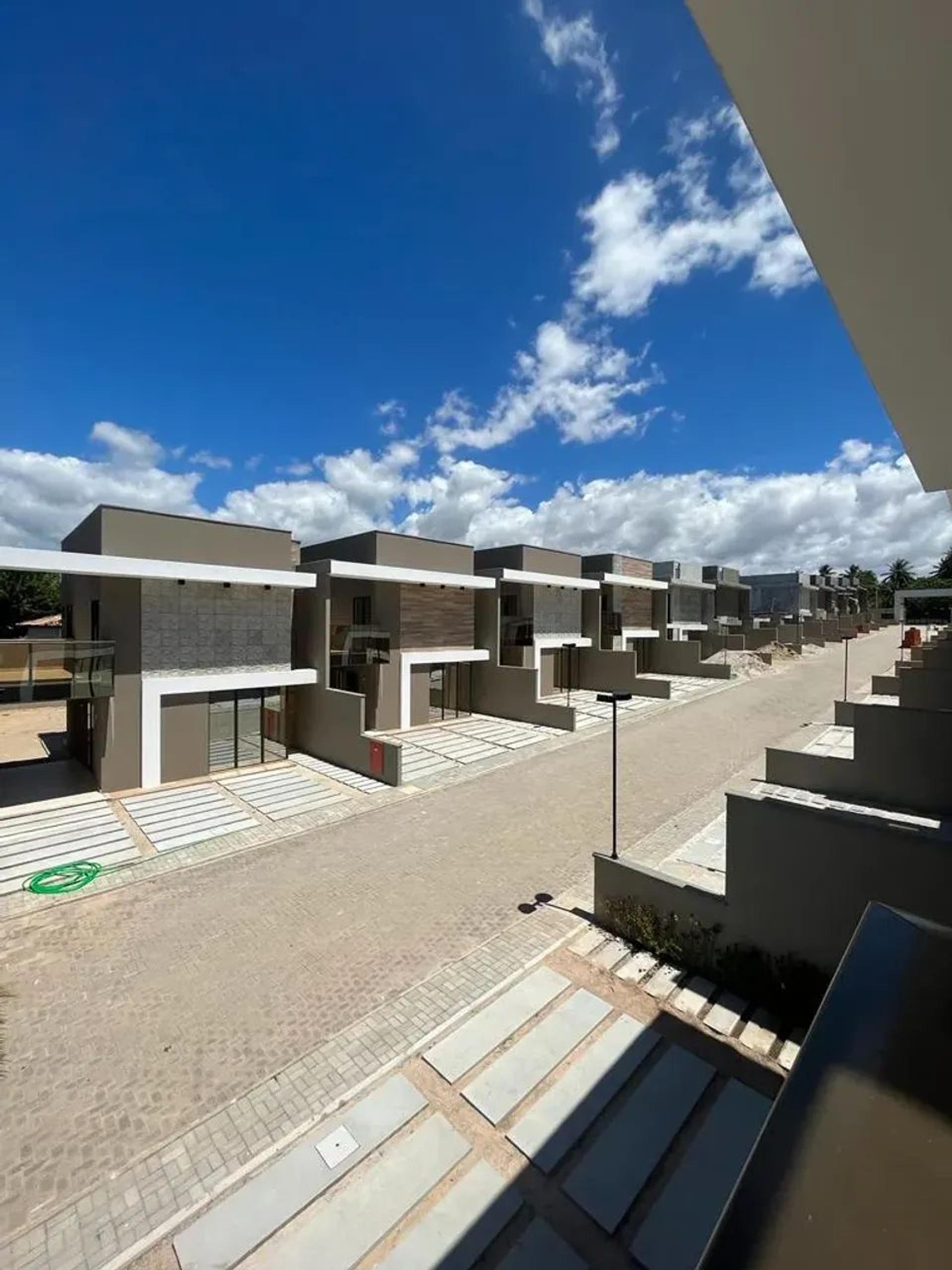 Casa Em Condomínio À Venda Na Lagoa Redonda