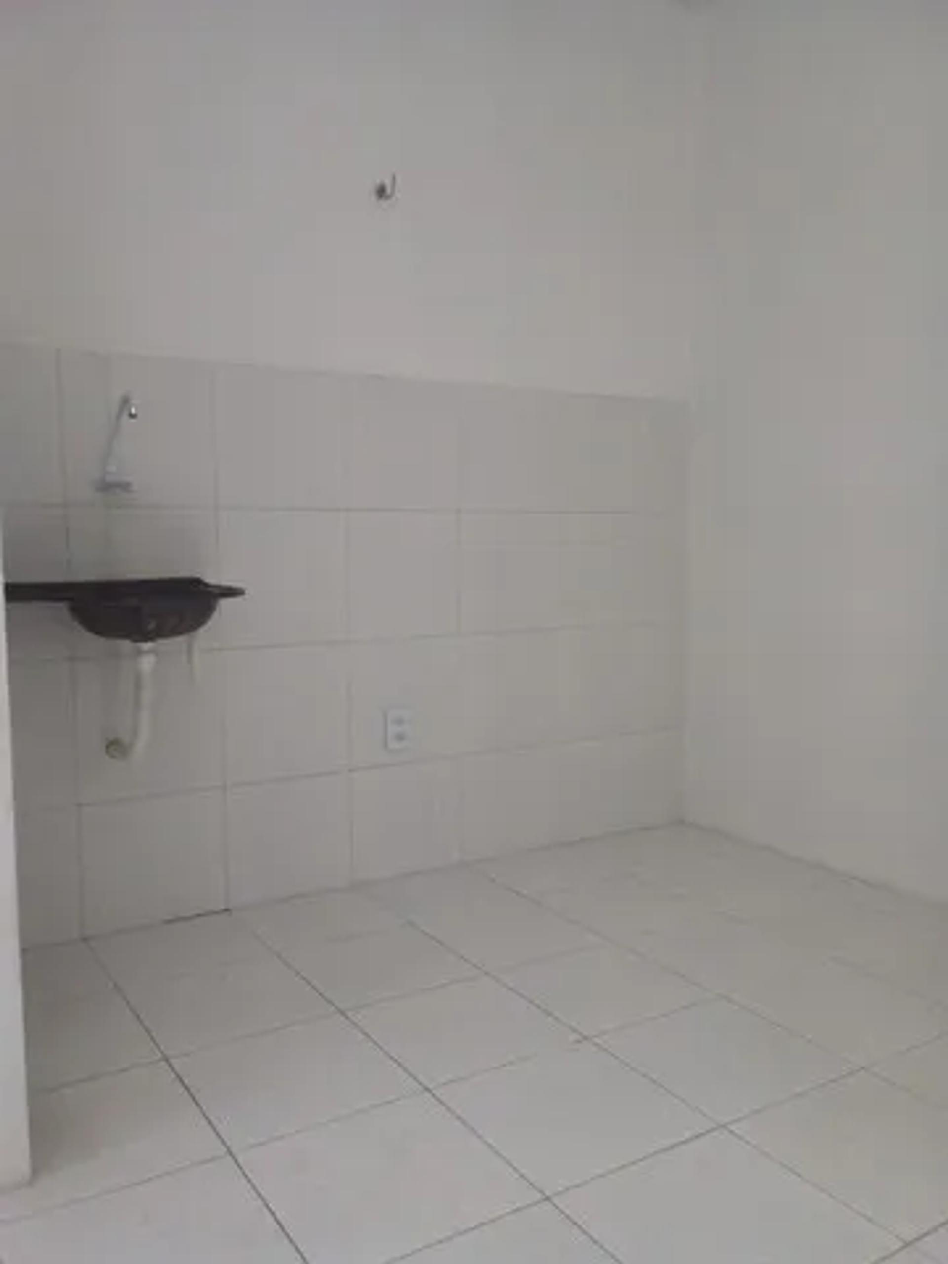 Kitnet na Avenida João Pessoa, 5400, Parangaba em Fortaleza, por R$ 600/Mês - Viva Real