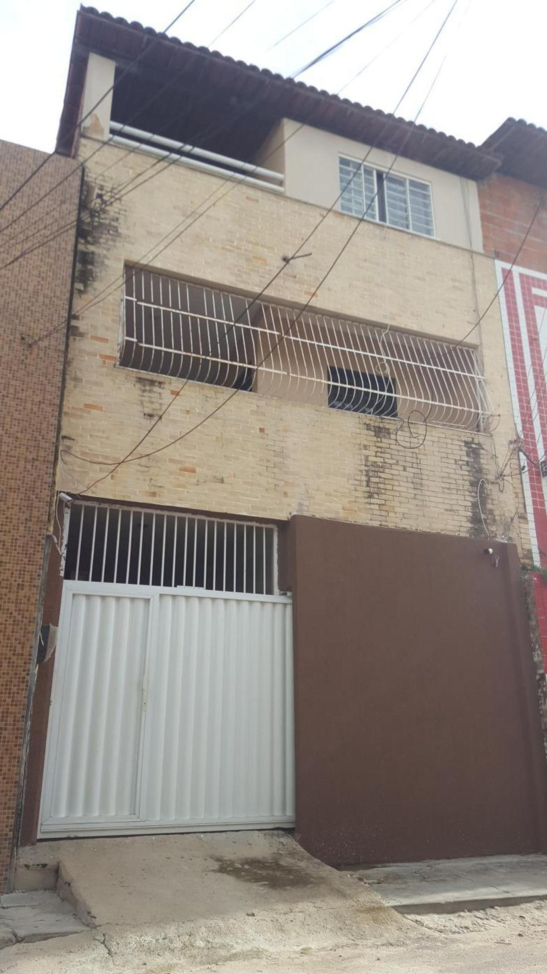 Casa para Venda, em Fortaleza, bairro Joaquim Távora, 3 dormitórios, 4 banheiros, 3 suítes, 1 vaga - foto 2