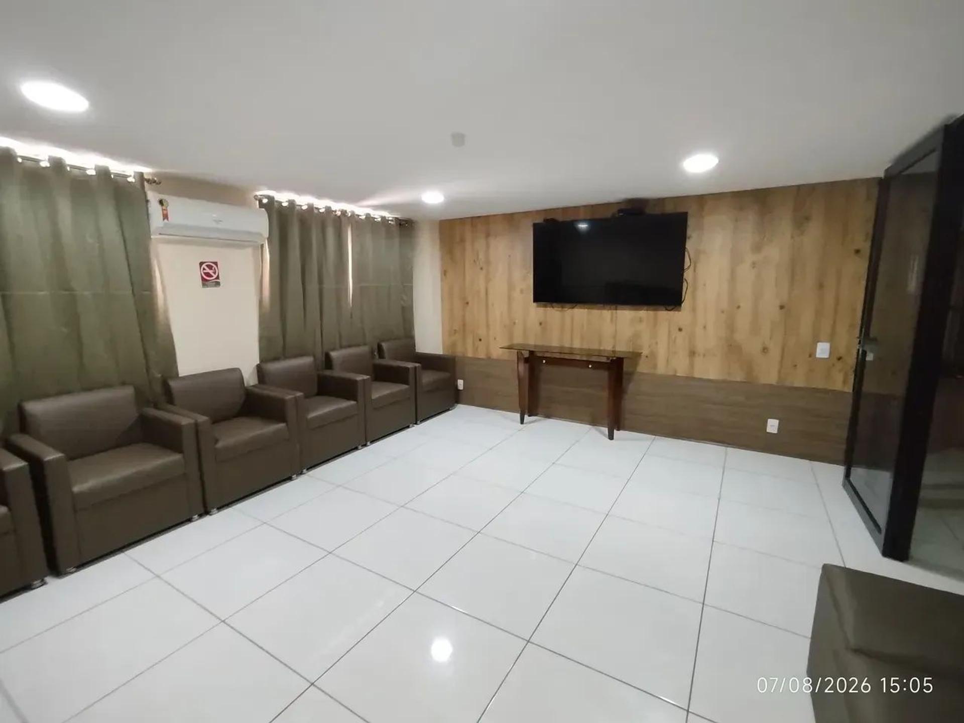 Imóvel para aluguel tem 99 metros quadrados com 3 quartos em Meireles - Fortaleza - CE