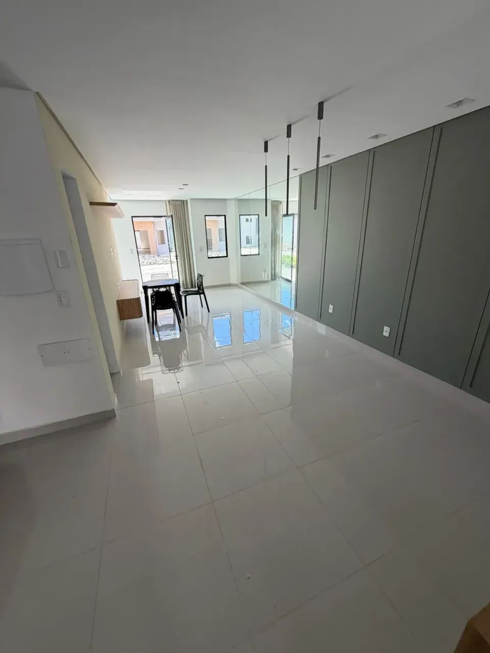 Casa À Venda No Eusébio Em Condomínio