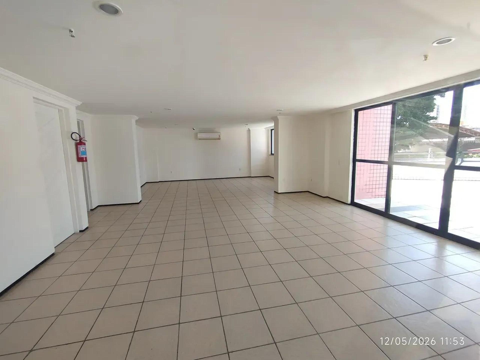 Adquira Agora Este Apartamento Com 03 Suítes