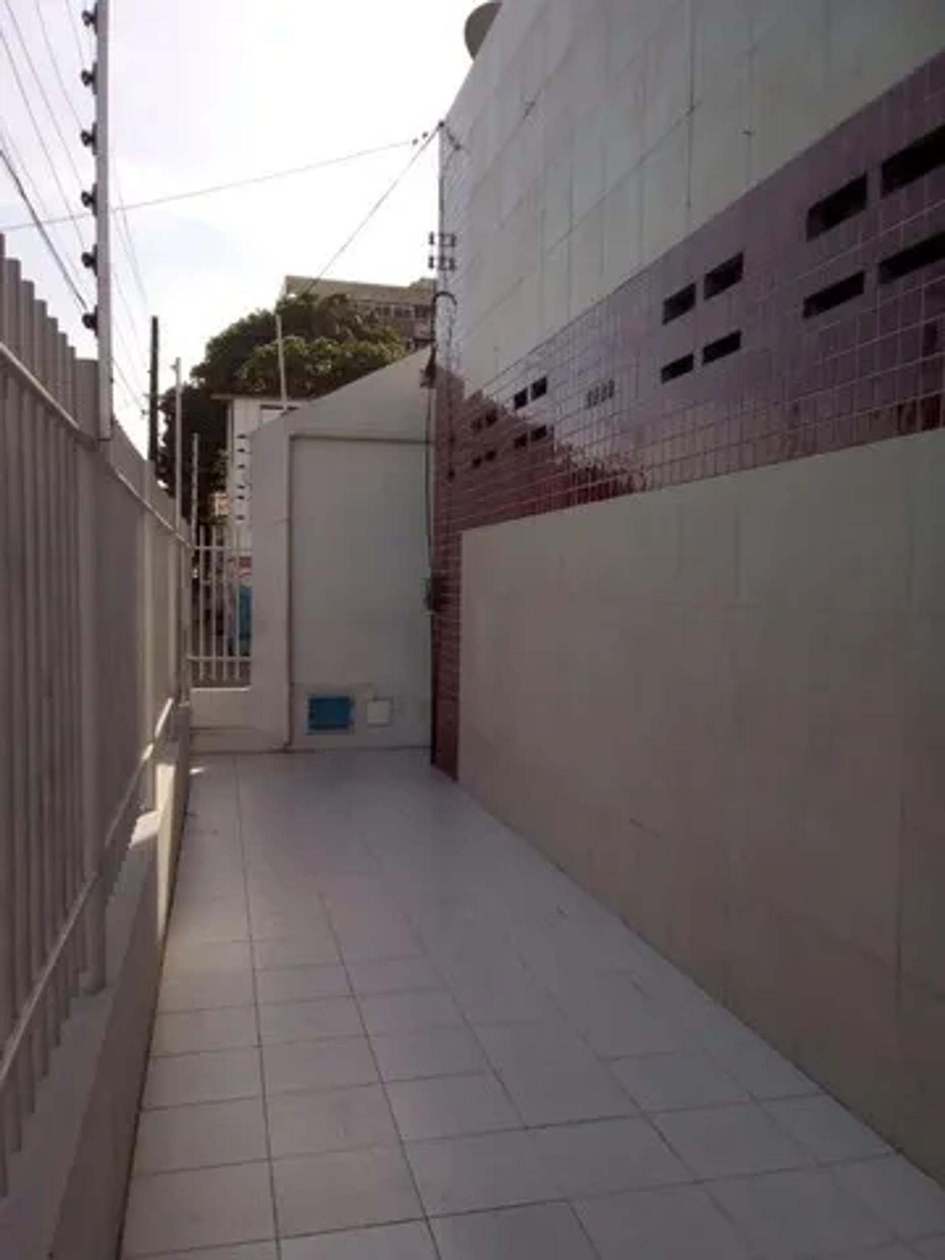 Kitnet na Avenida João Pessoa, 5400, Parangaba em Fortaleza, por R$ 600/Mês - Viva Real