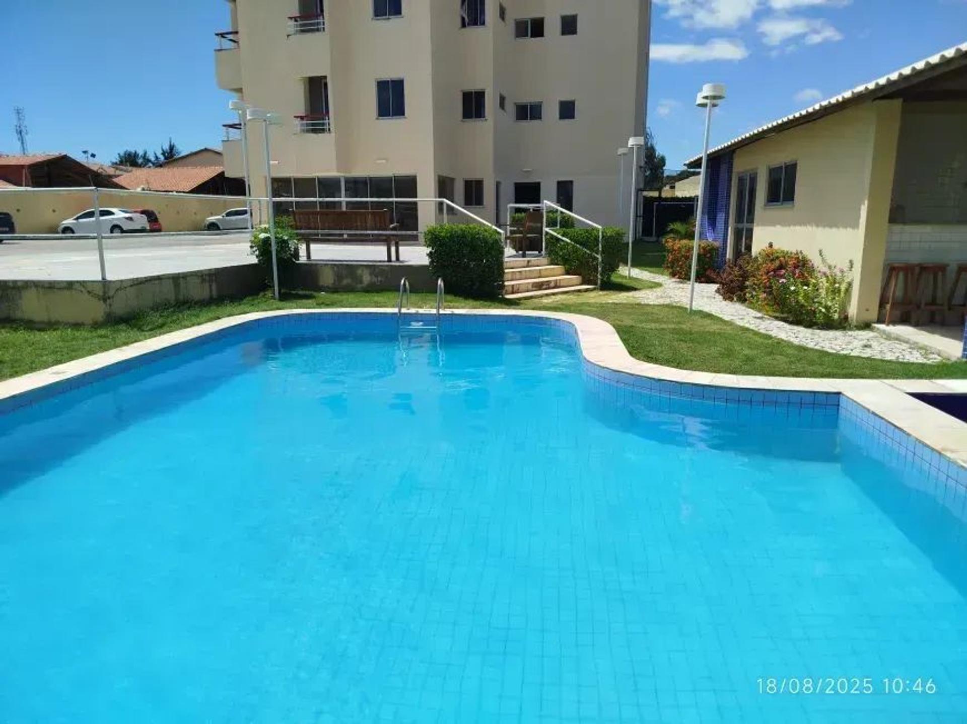 Aluga-SE Apartamento DE 03 Quartos NO PassarÉ Andar Alto