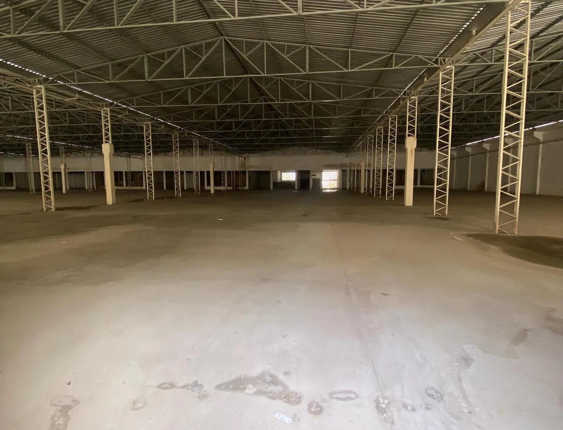 Galpão/Depósito/Armazém na Rua Baturité, 500, Planalto Horizonte em Horizonte, por R$ 129.800/Mês - Viva Real