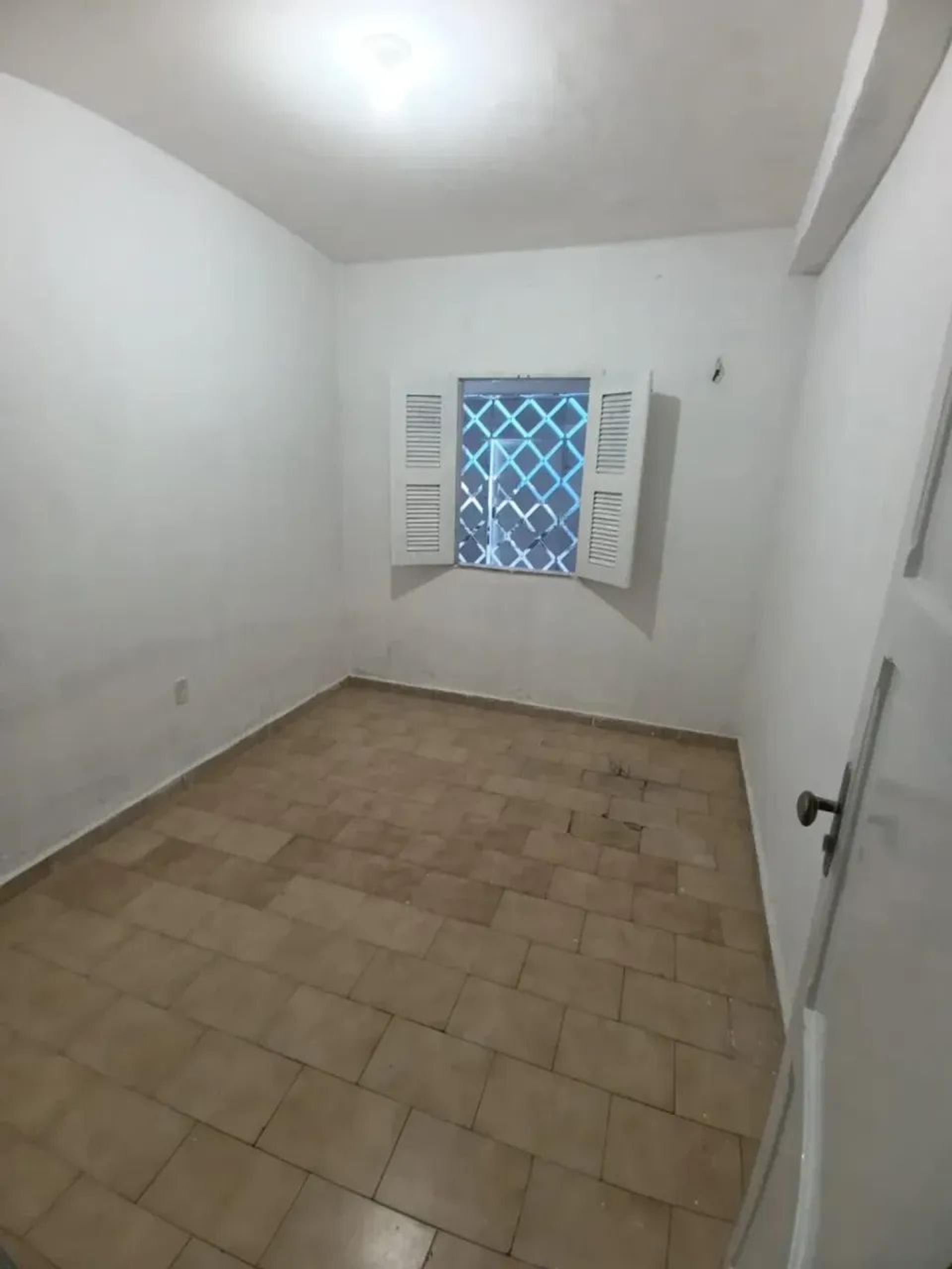 Casa à Venda No Montese/Parreão