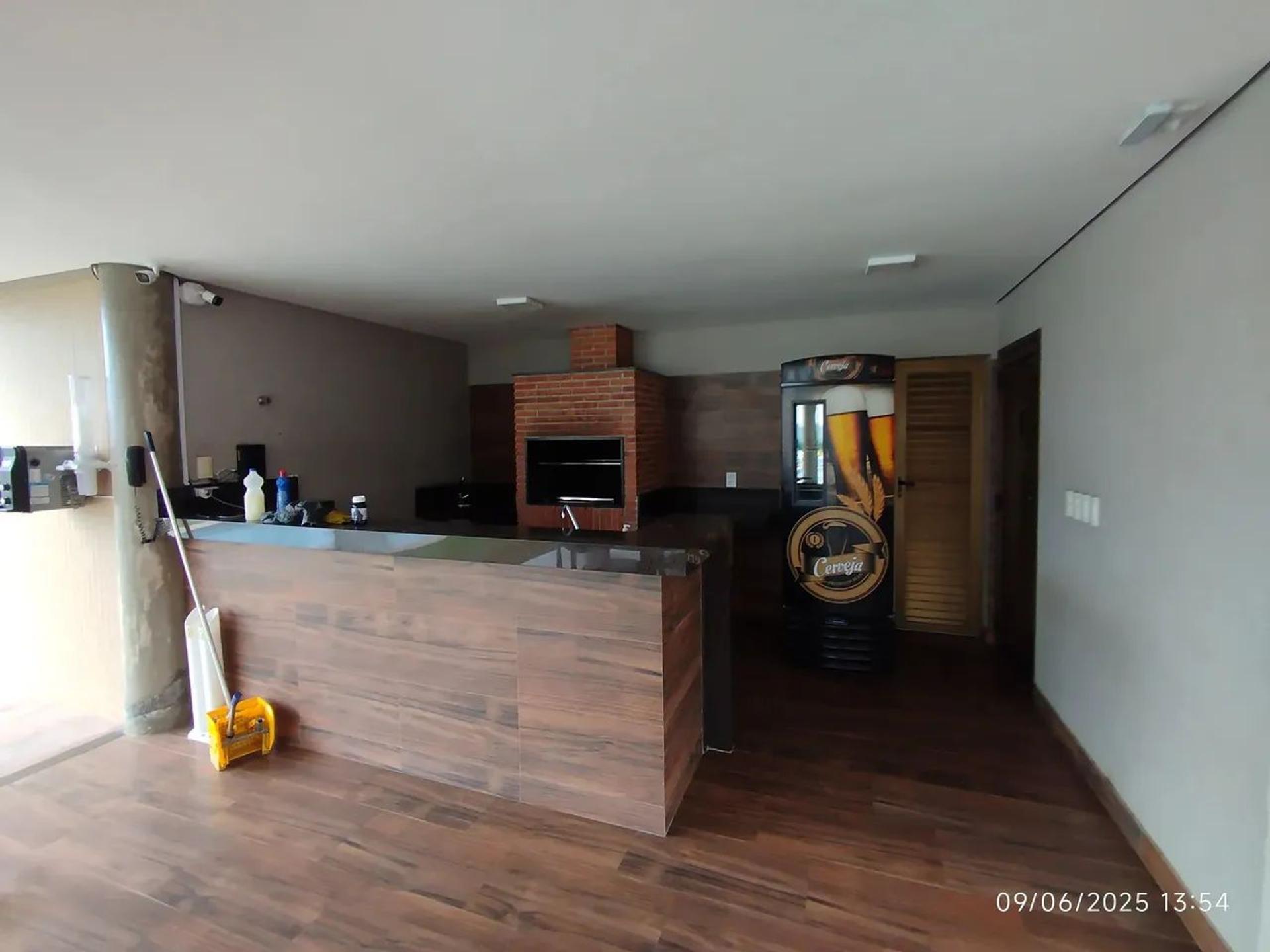 Vende-SE Casa Duplex Próximo AO Shopping DO Eusébio