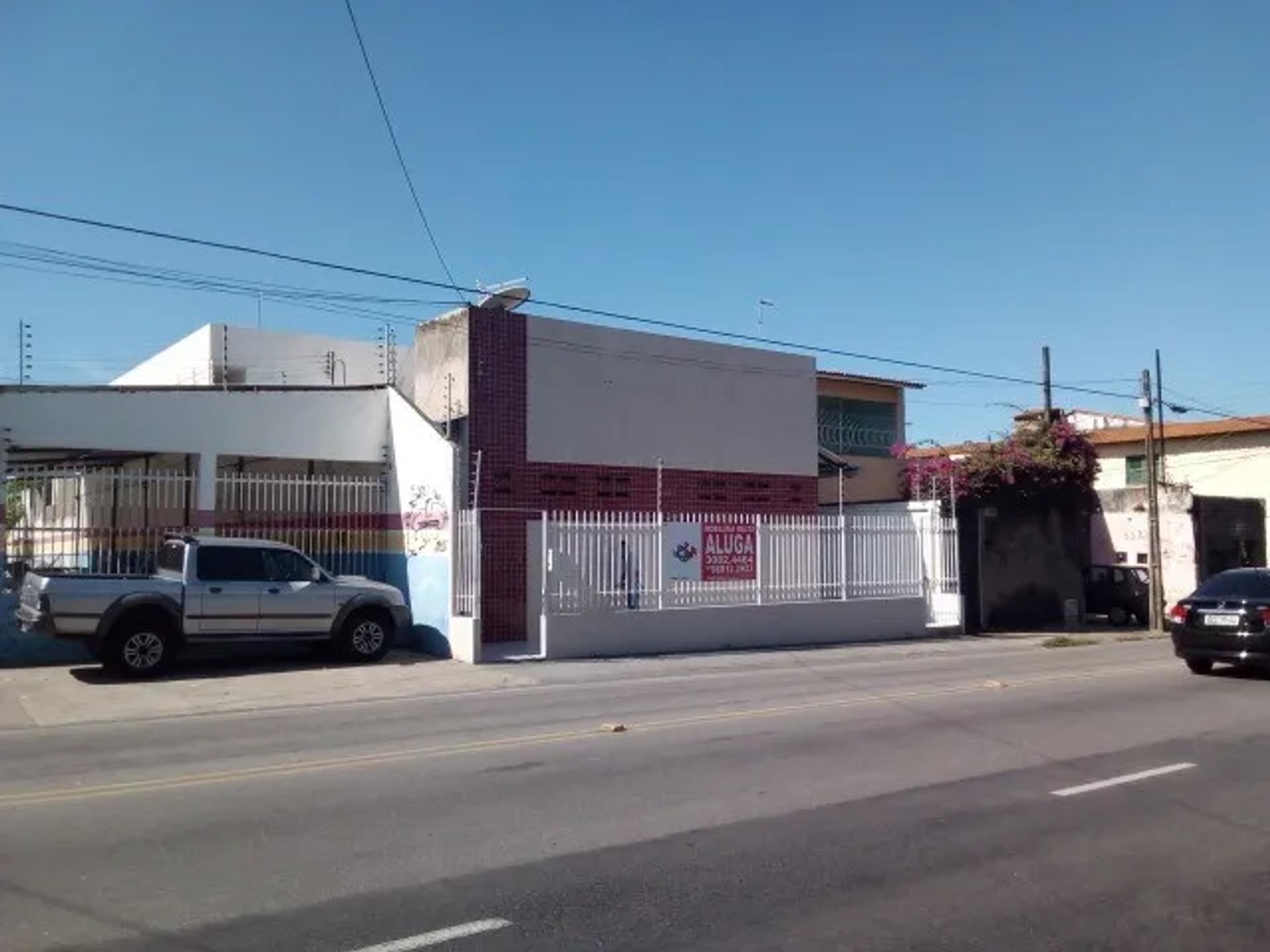 Kitnet na Avenida João Pessoa, 5400, Parangaba em Fortaleza, por R$ 600/Mês - Viva Real
