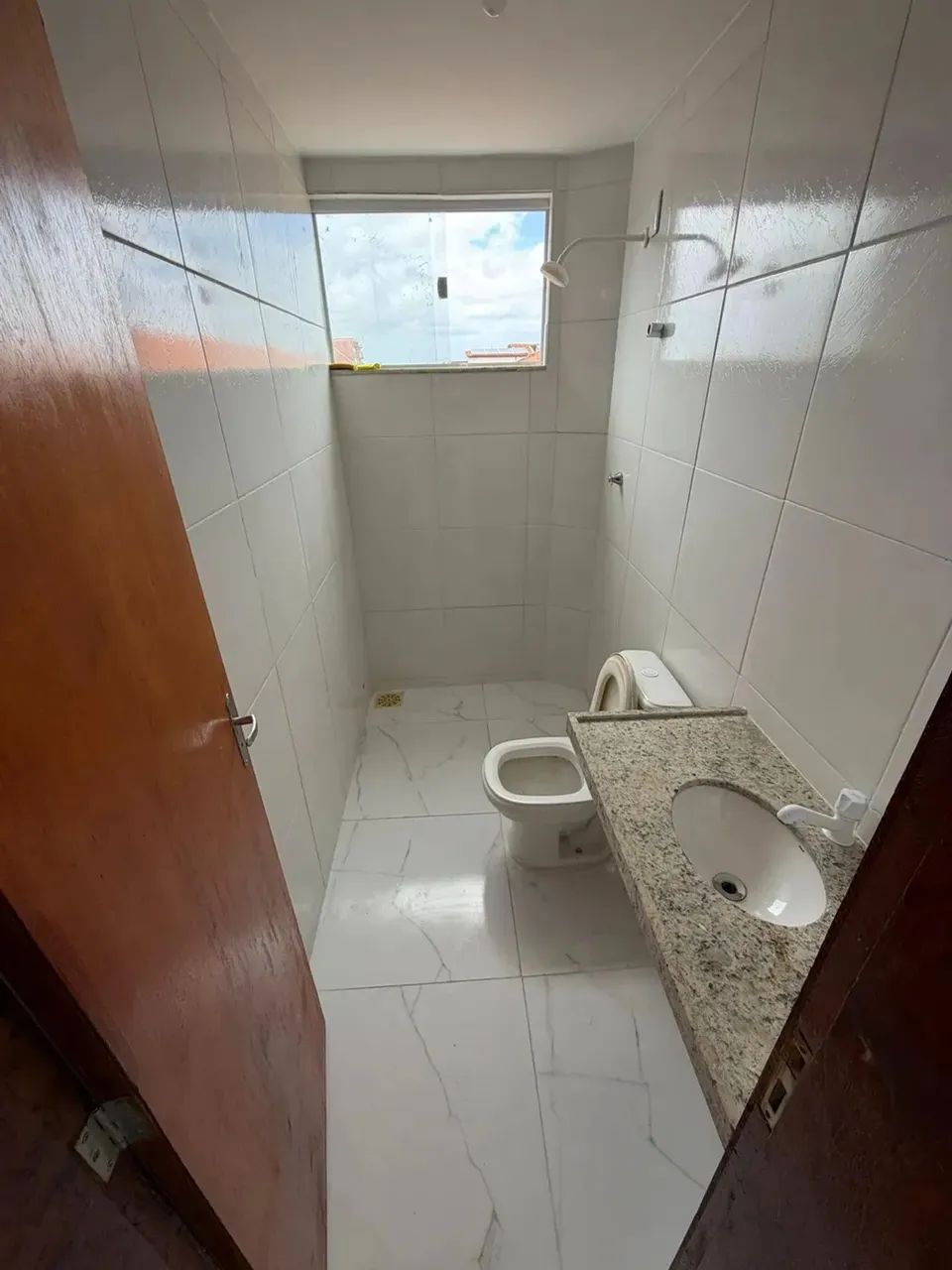 Vende-Se Apartamento Na Parquelândia Próx. à Jovita Feitosa