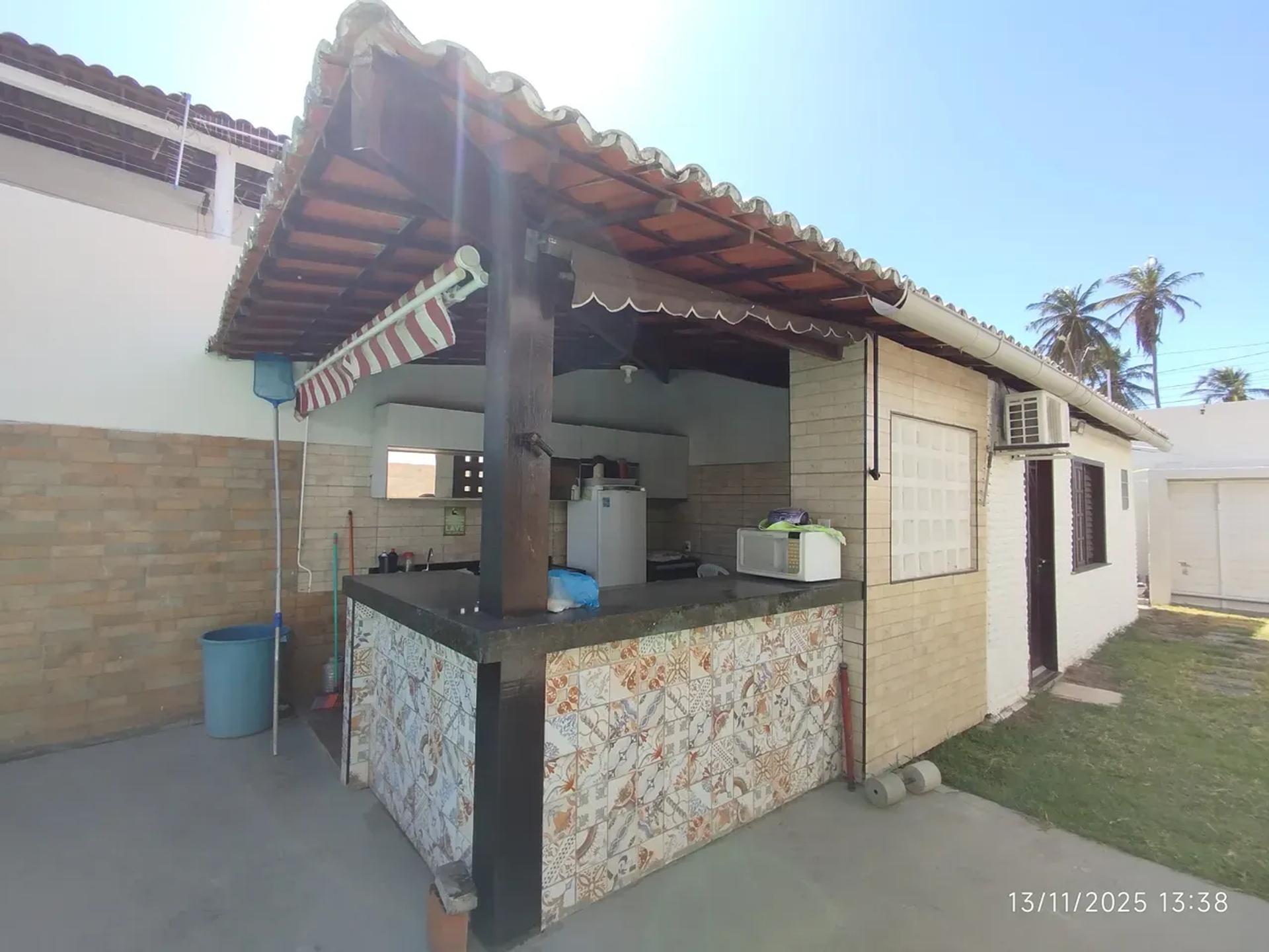 Imóvel Comercial na Rua Particular, 299, Tabuba em Caucaia, por R$ 7.000/Mês - Viva Real
