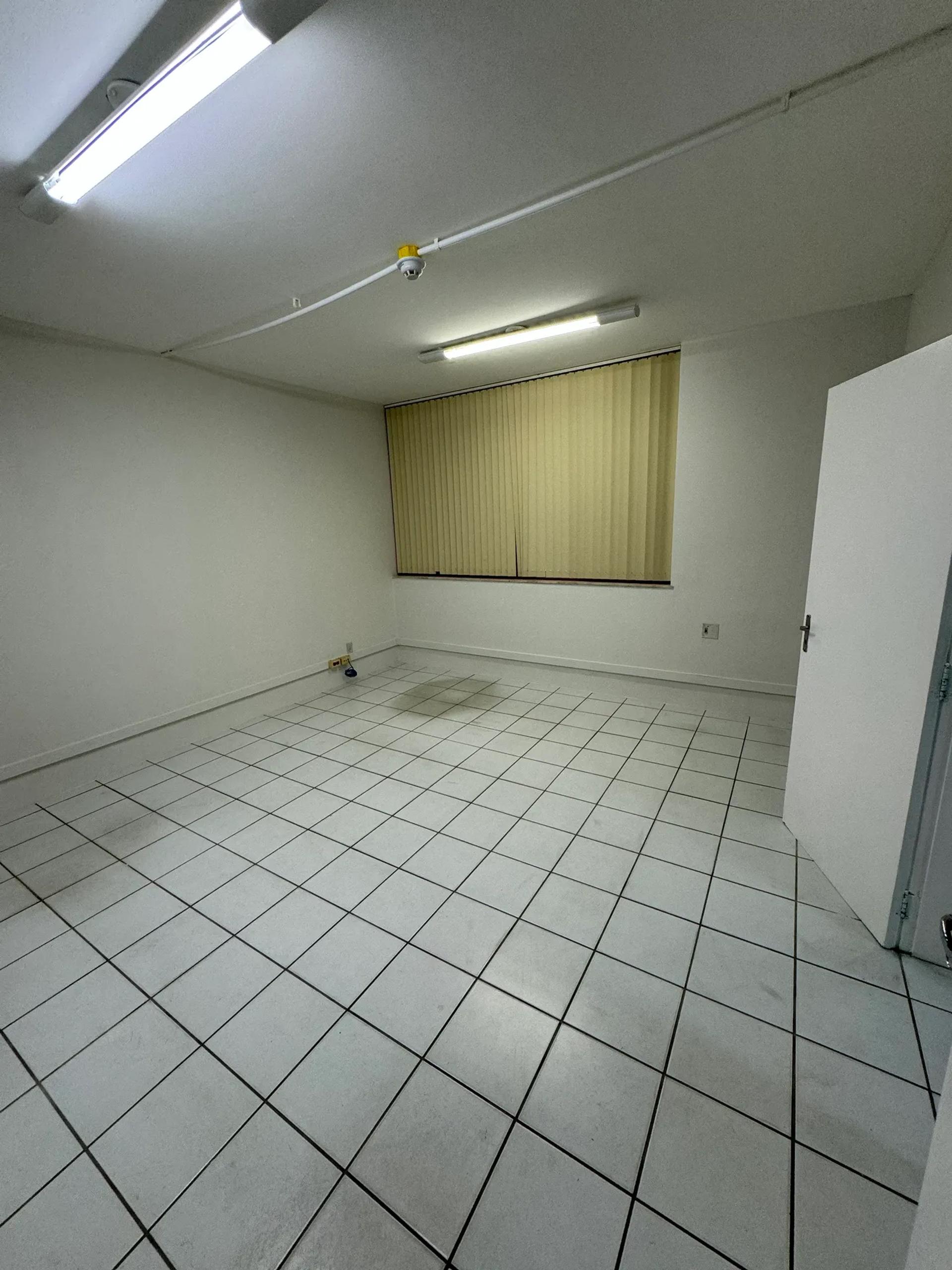 Prédio Comercial na Rua Barão de Aratanha, 100, Centro em Fortaleza, por R$ 50.000/Mês - Viva Real