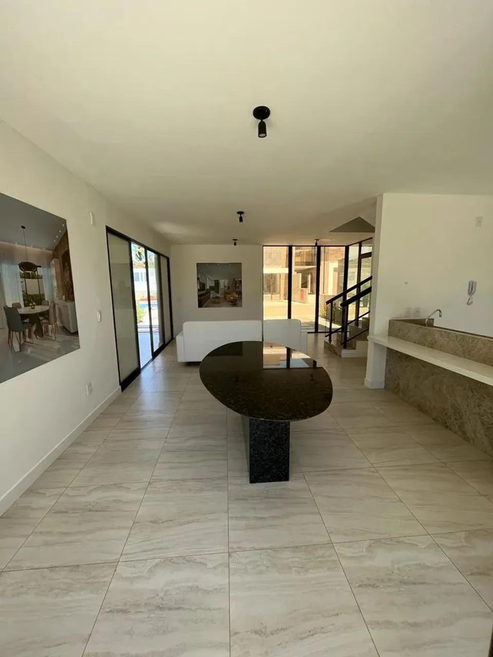 Casa Em Condomínio À Venda Na Lagoa Redonda