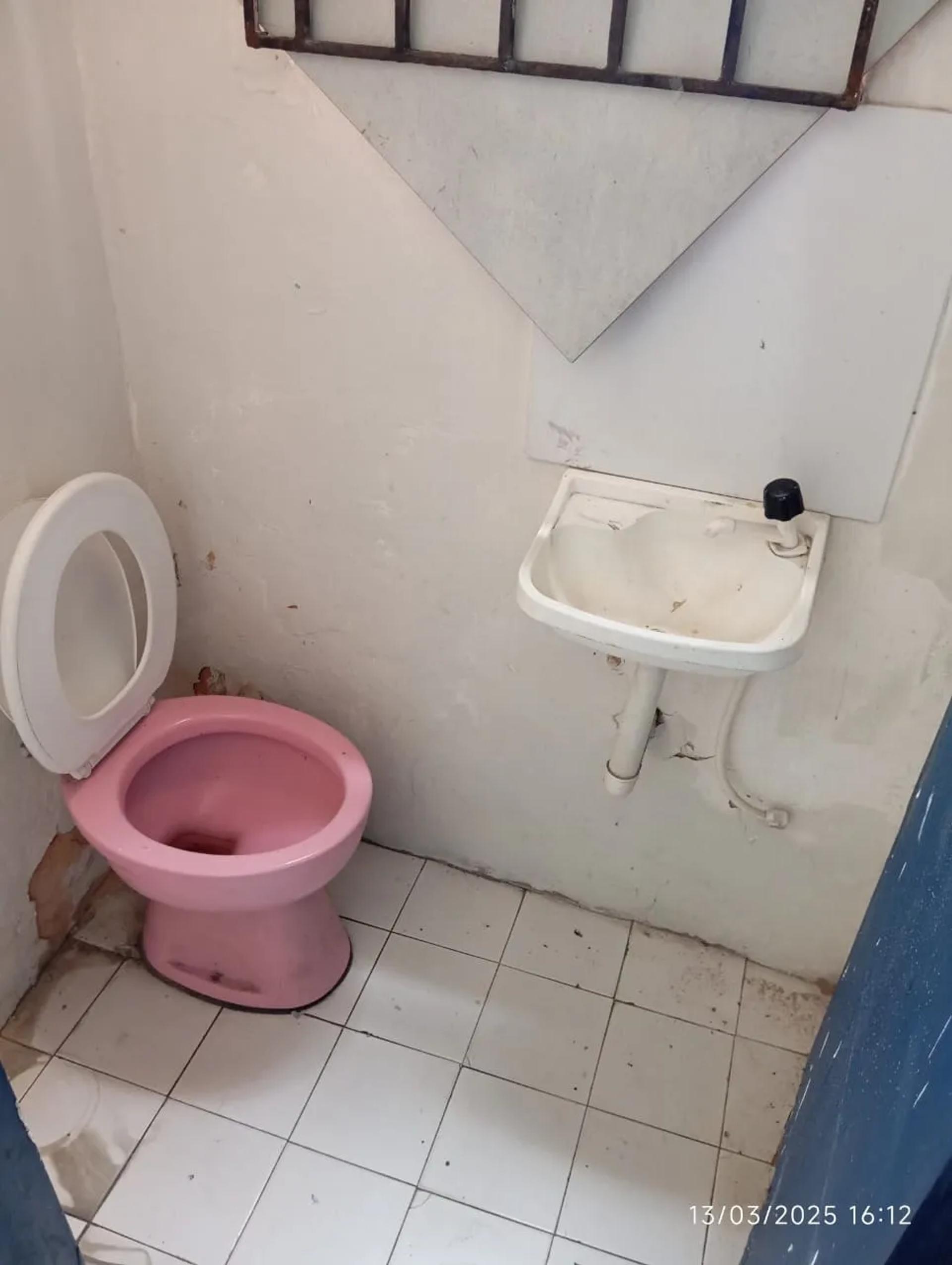 Ponto Comercial na Rua Pereira Filgueiras, 1201, Aldeota em Fortaleza, por R$ 900/Mês - Viva Real