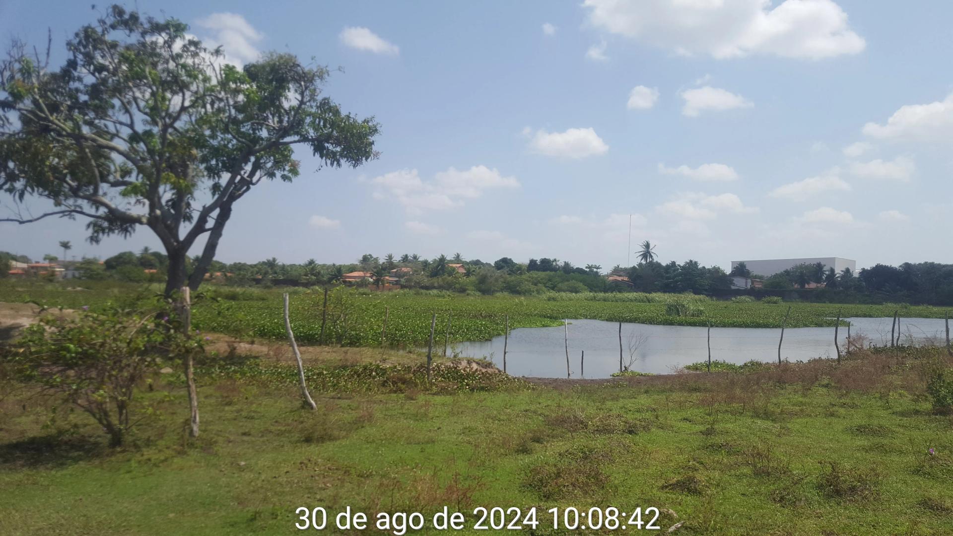 Lote/Terreno na Avenida Manoel Feliciano de Lima, SN, Camara em Aquiraz, por R$ 1.500/Mês - Viva Real