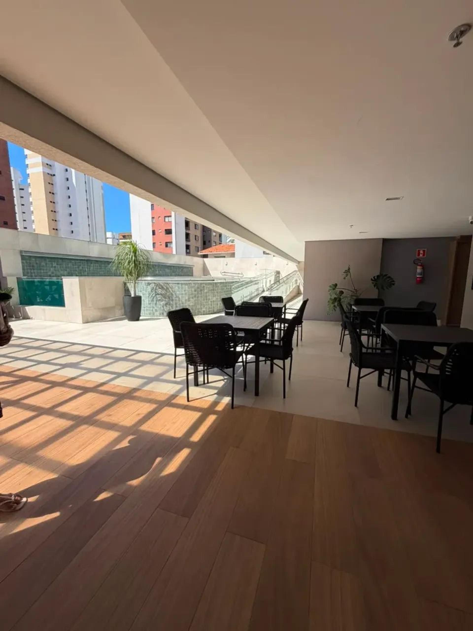 Aluga-Se Apartamento Mobiliado Na Aldeota