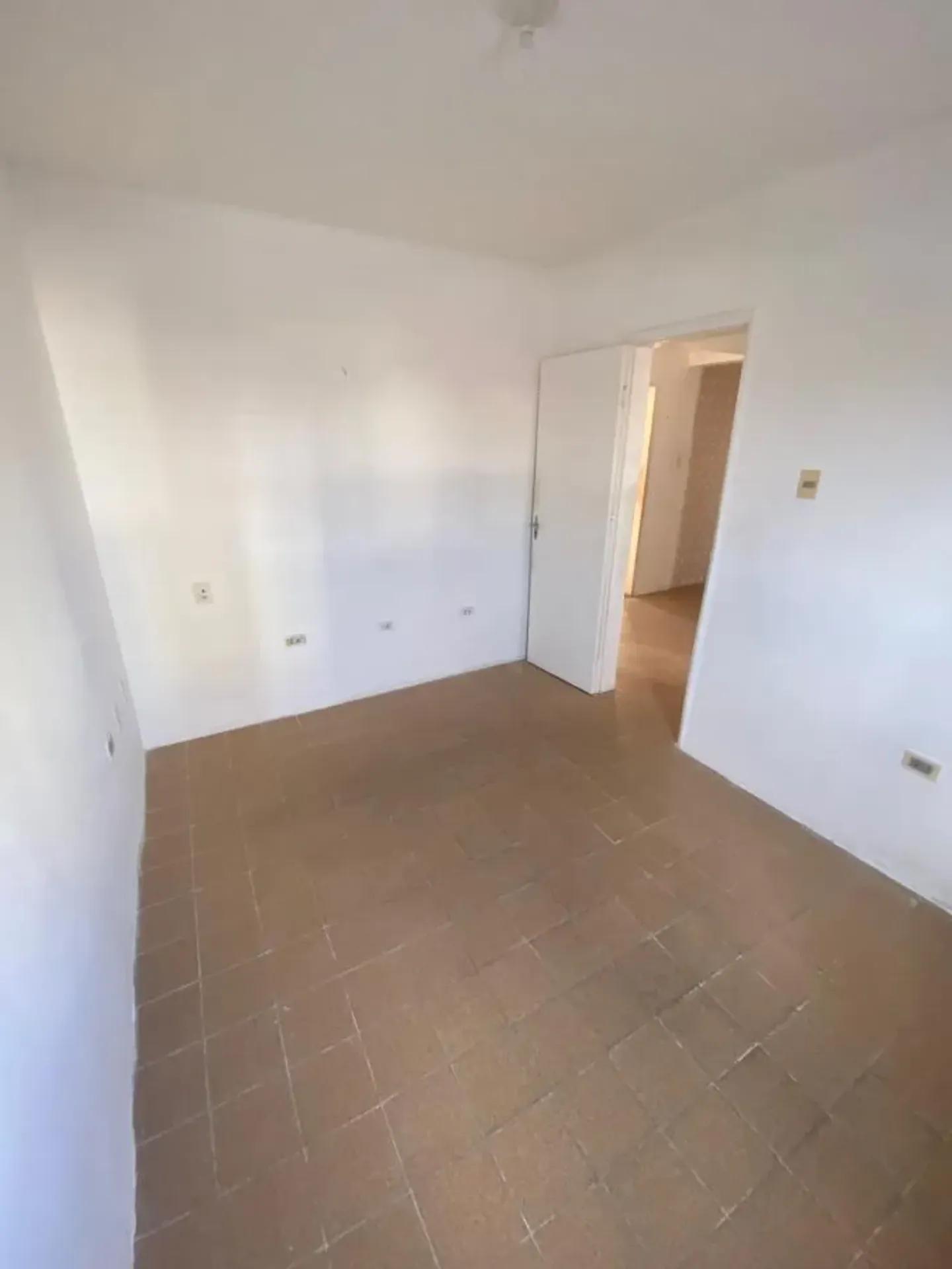 Apartamento na Avenida Visconde do Rio Branco, 2245, Joaquim Tavora em Fortaleza, por R$ 155.000 - Viva Real