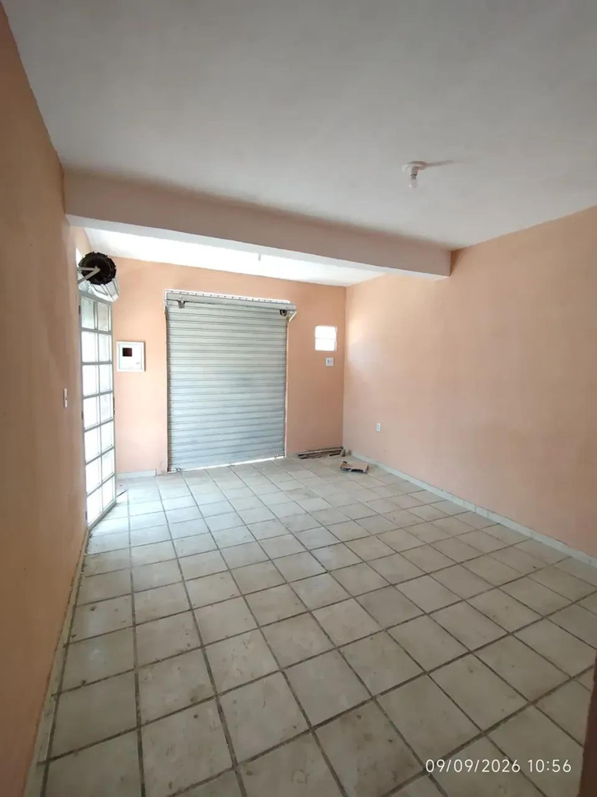 Imóvel para aluguel possui 45 metros quadrados em Damas - Fortaleza - CE