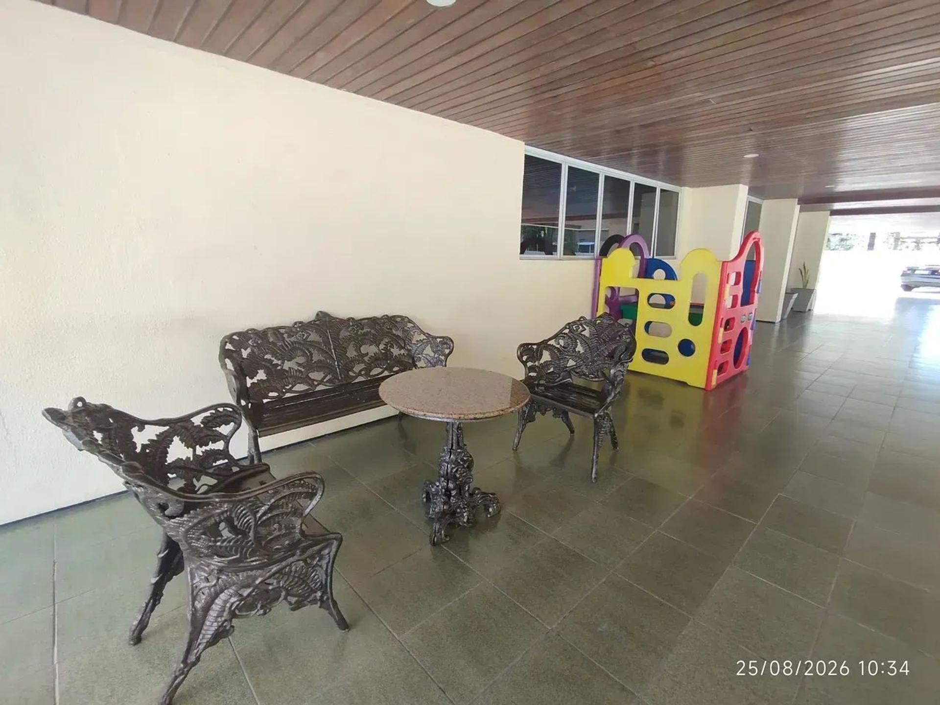 Aluga-SE Apartamento NO Mucuripe Com Vista Mar
