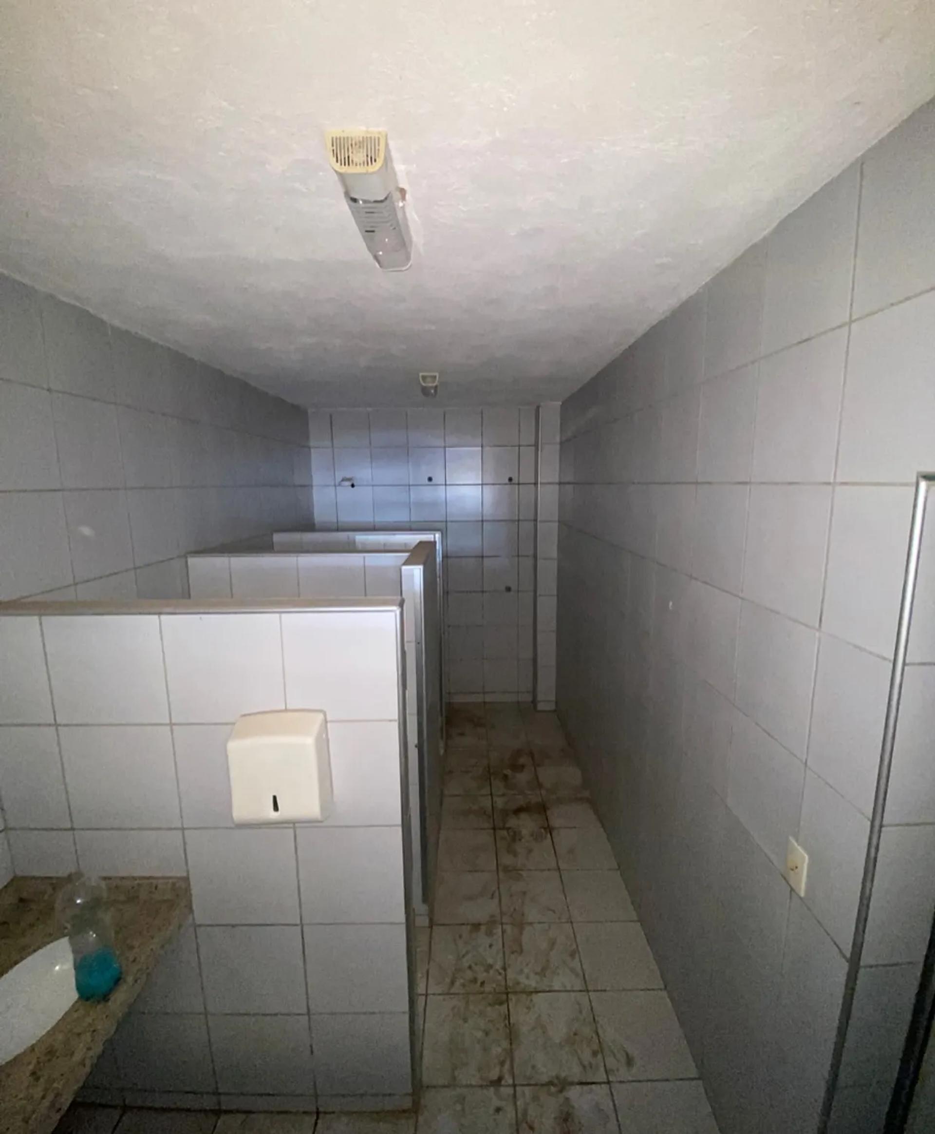 Galpão/Depósito/Armazém na Rodovia Quarto Anel Viário, 1080, Ancuri em Fortaleza, por R$ 12.000/Mês - Viva Real