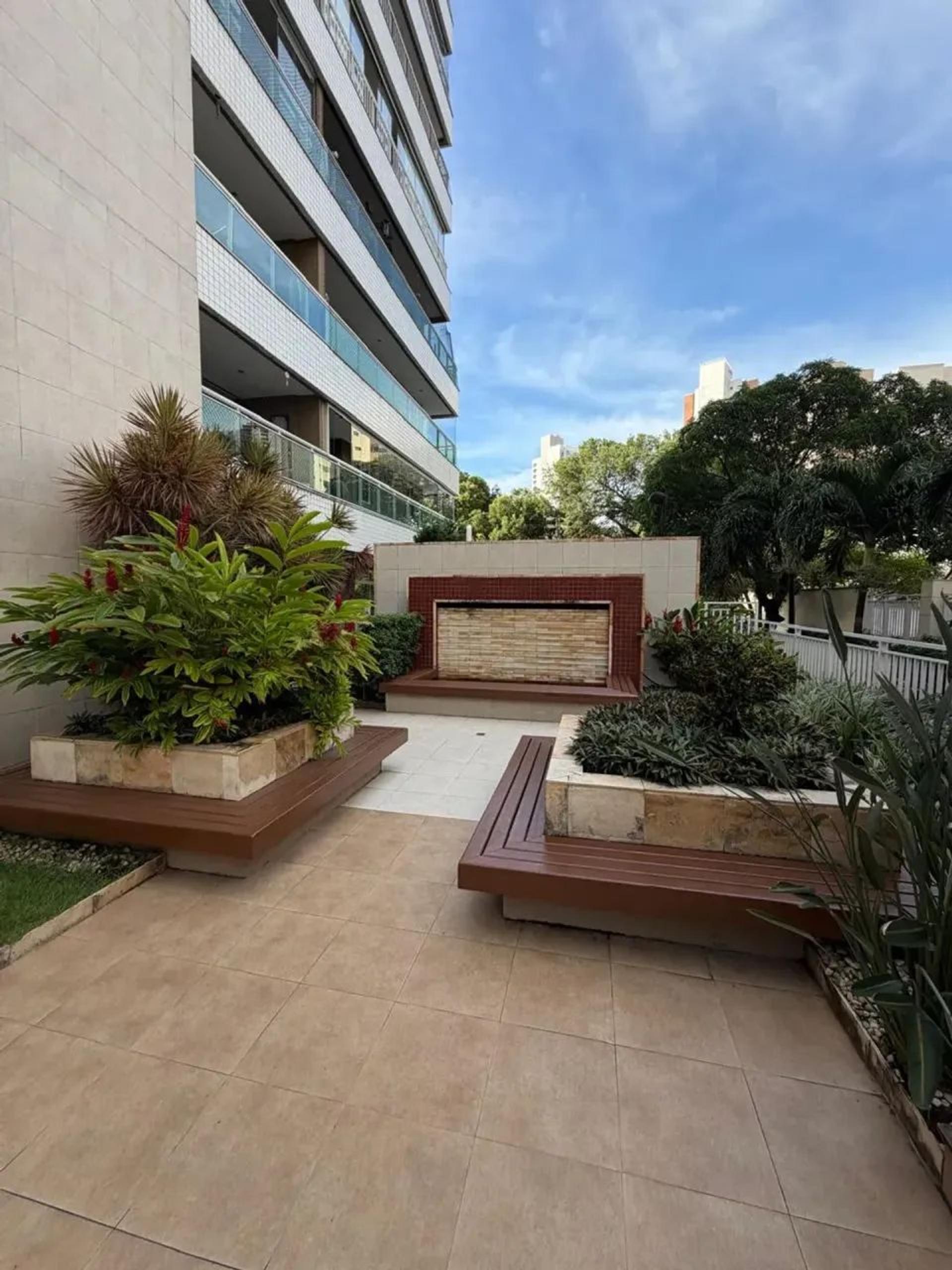Apartamento Para Alugar Na Aldeota - Próx à Santos Dumont