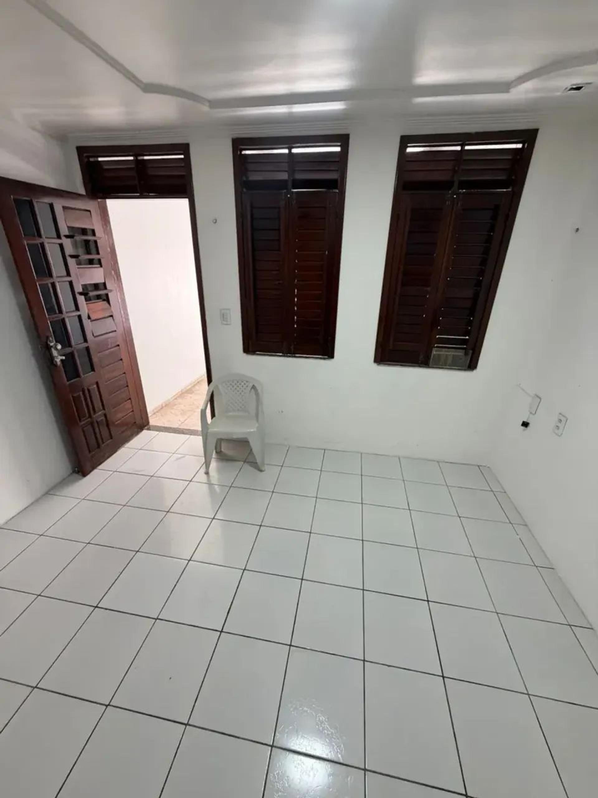 Vende-Se Casa Duplex Na Pereira Filgueiras