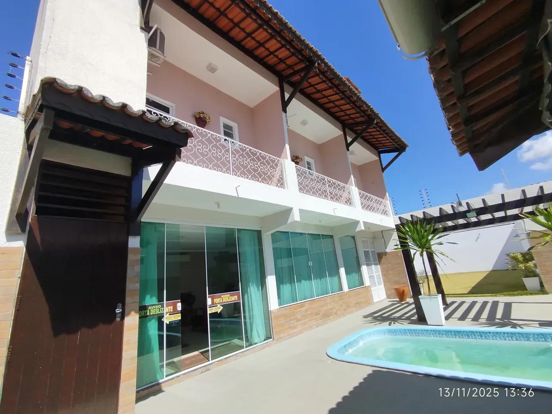 Imóvel Comercial na Rua Particular, 299, Tabuba em Caucaia, por R$ 7.000/Mês - Viva Real