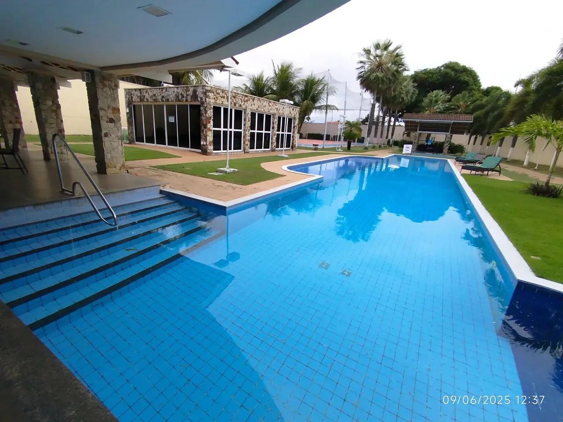 Vende-SE Casa Duplex EM Condomínio NA Precabura Eusébio