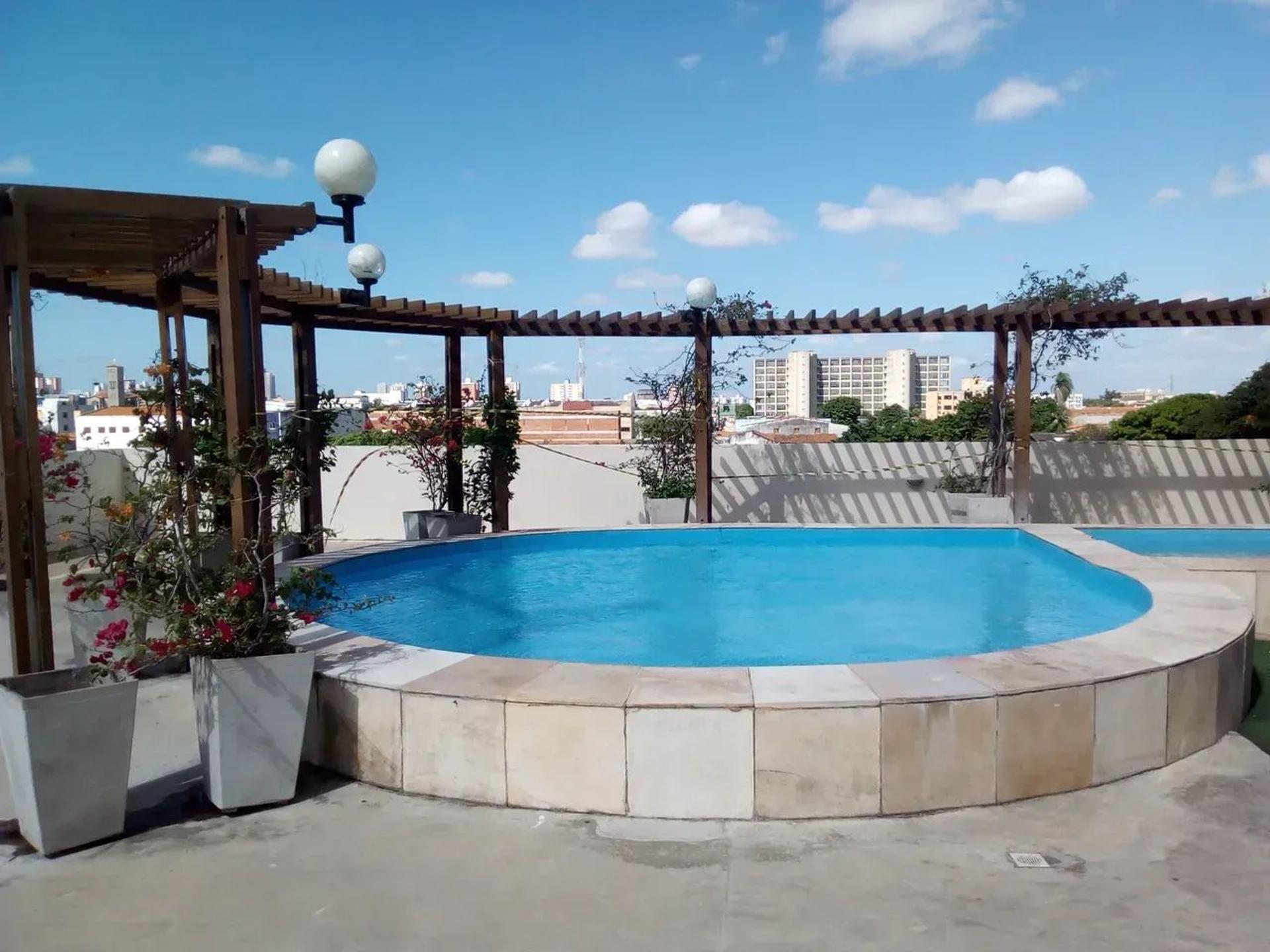 Locação DE Apartamento DE 02 Quartos Com ÁRea DE Lazer