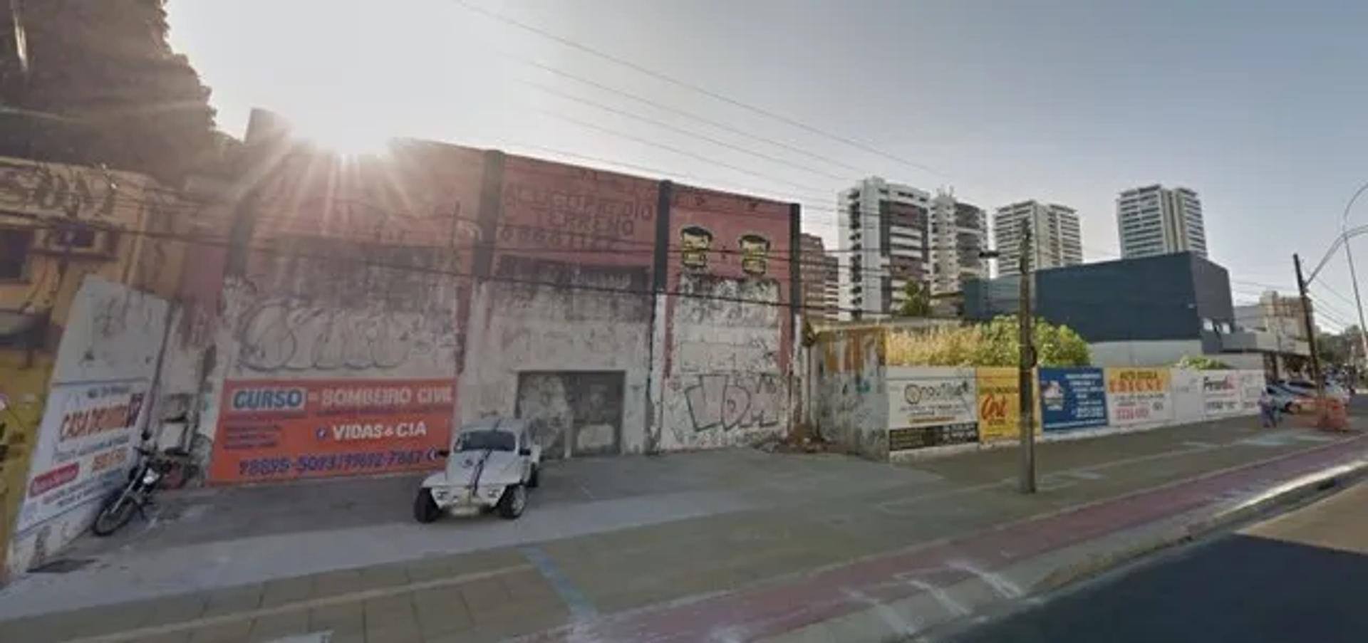 Galpão/Depósito/Armazém na Avenida Aguanambi, 1394, Fátima em Fortaleza, por R$ 10.000.000 - Viva Real