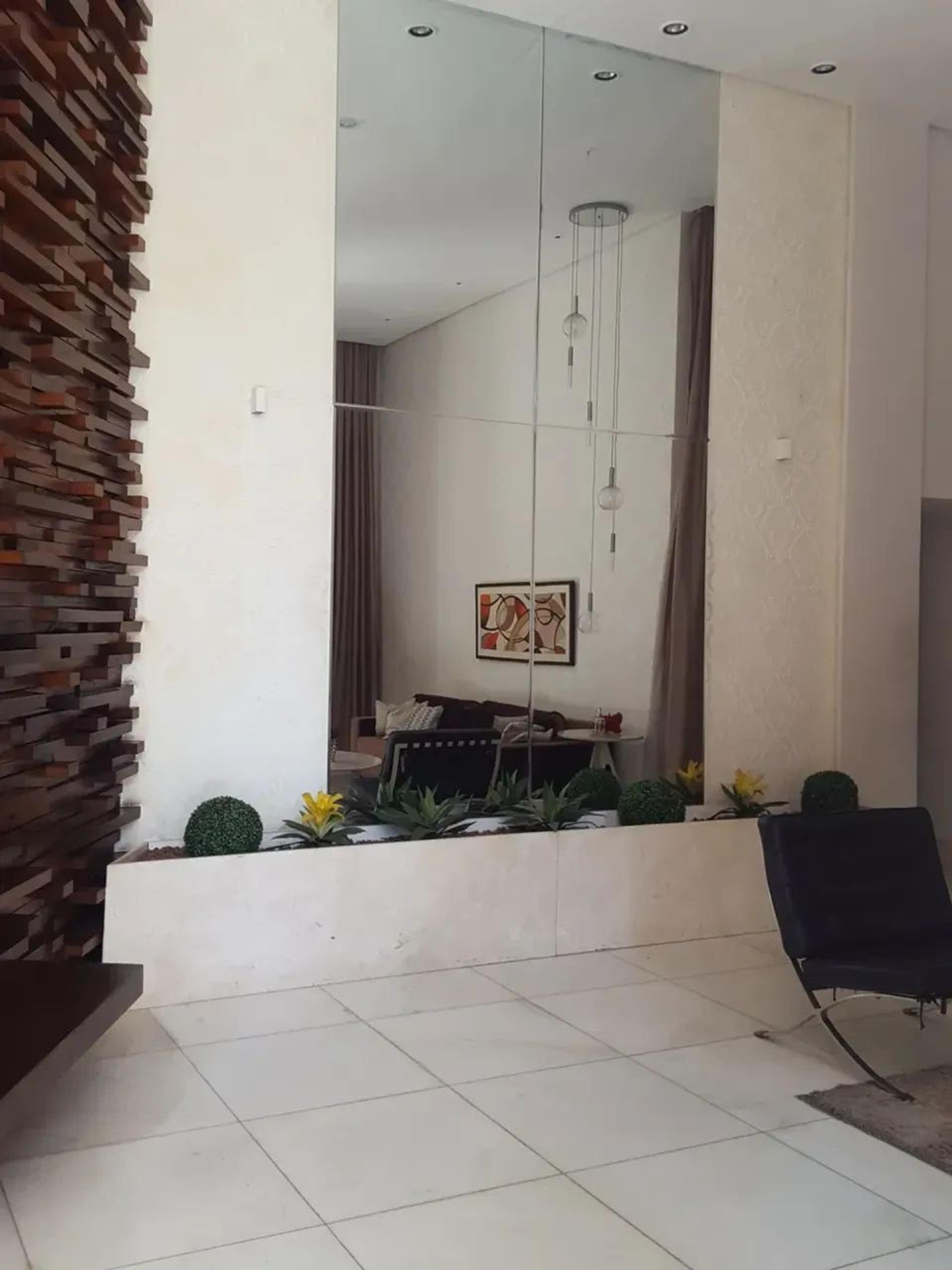 Imóvel para venda possui 254 metros quadrados com 4 quartos em Meireles - Fortaleza - CE