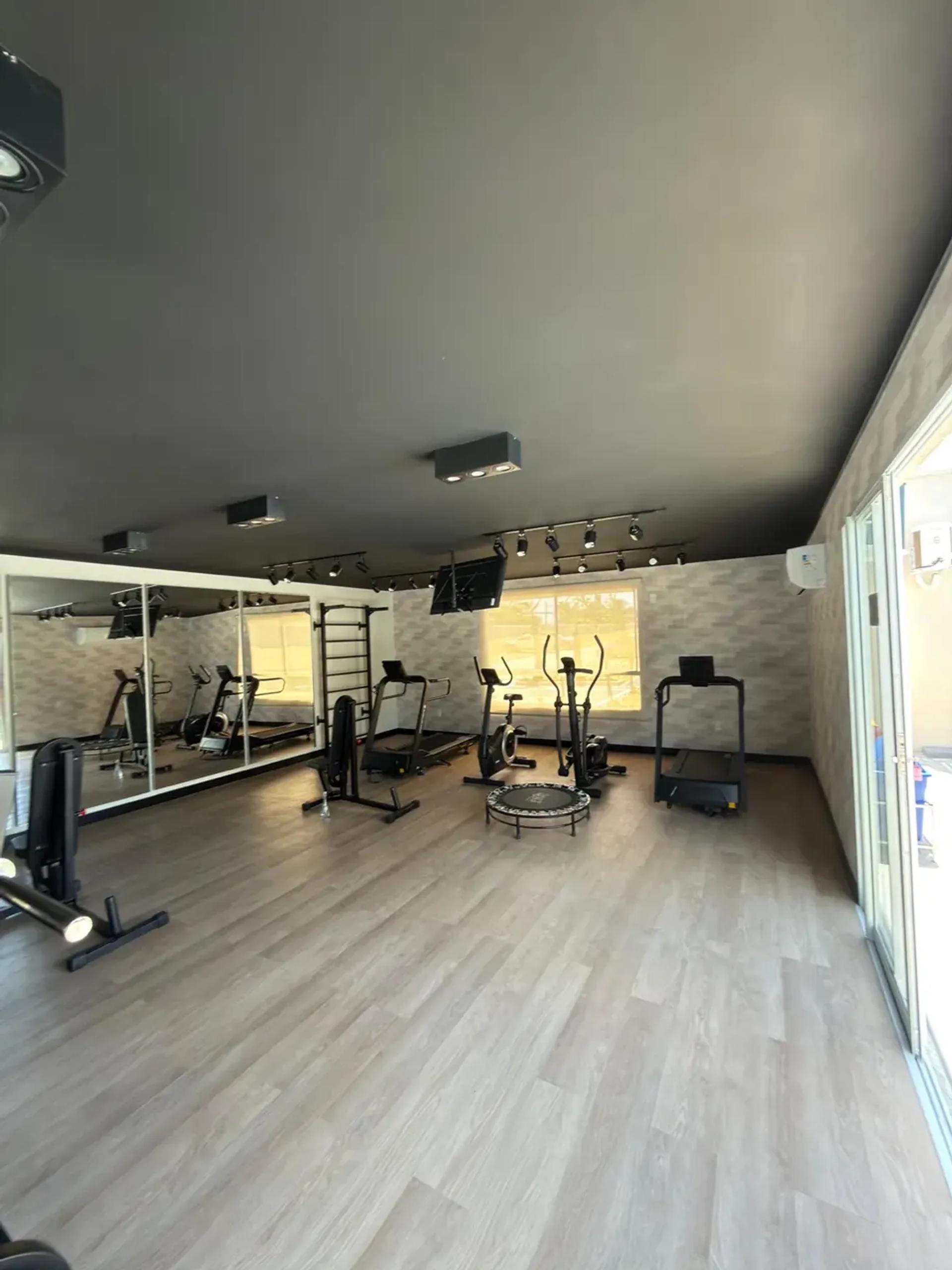 Apartamento na Rua Zildenia, 444, Amador em Eusébio, por R$ 2.600/Mês - Viva Real