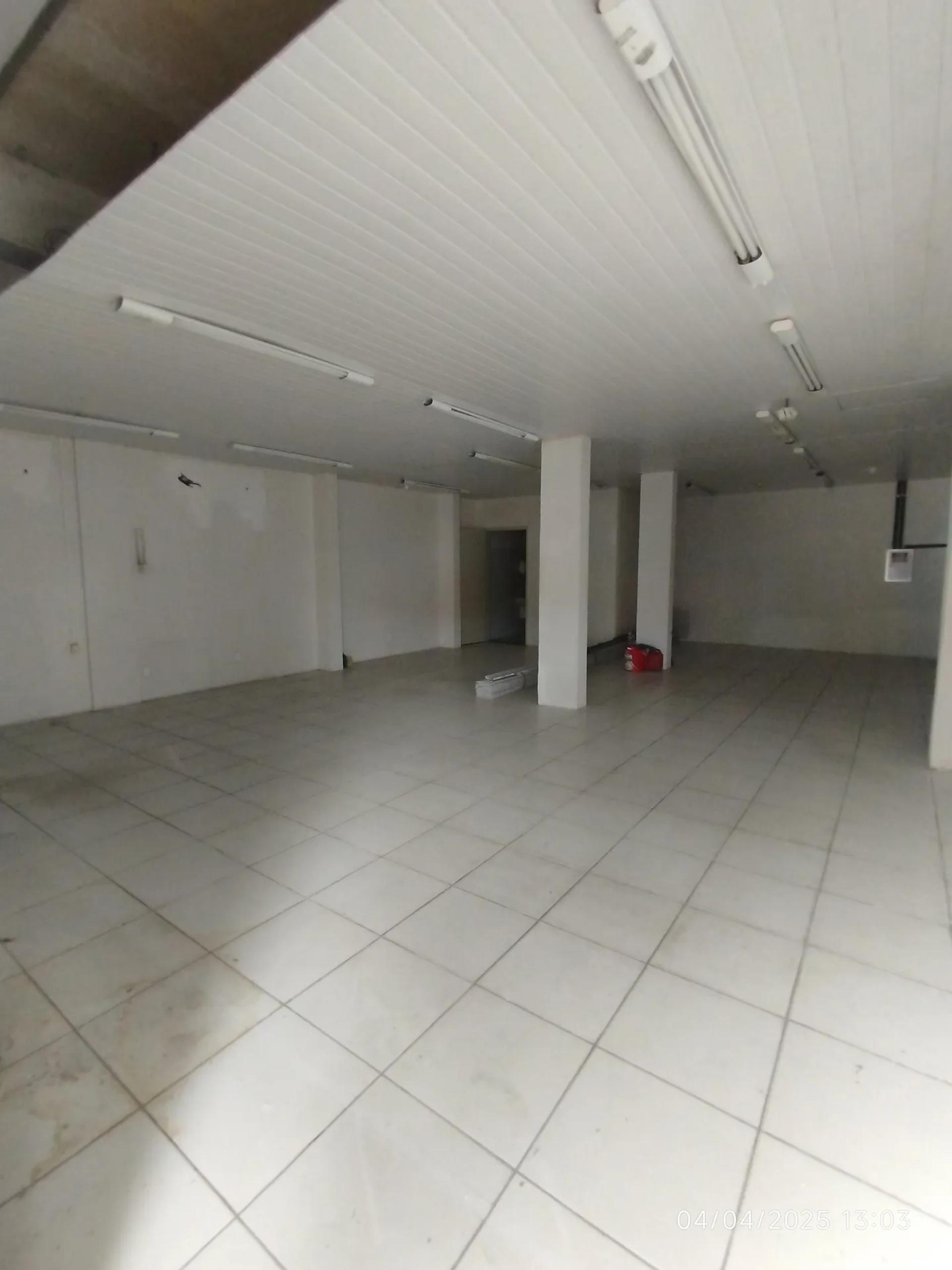 Ponto Comercial na Avenida João Pessoa, Couto Fernandes em Fortaleza, por R$ 2.360/Mês - Viva Real