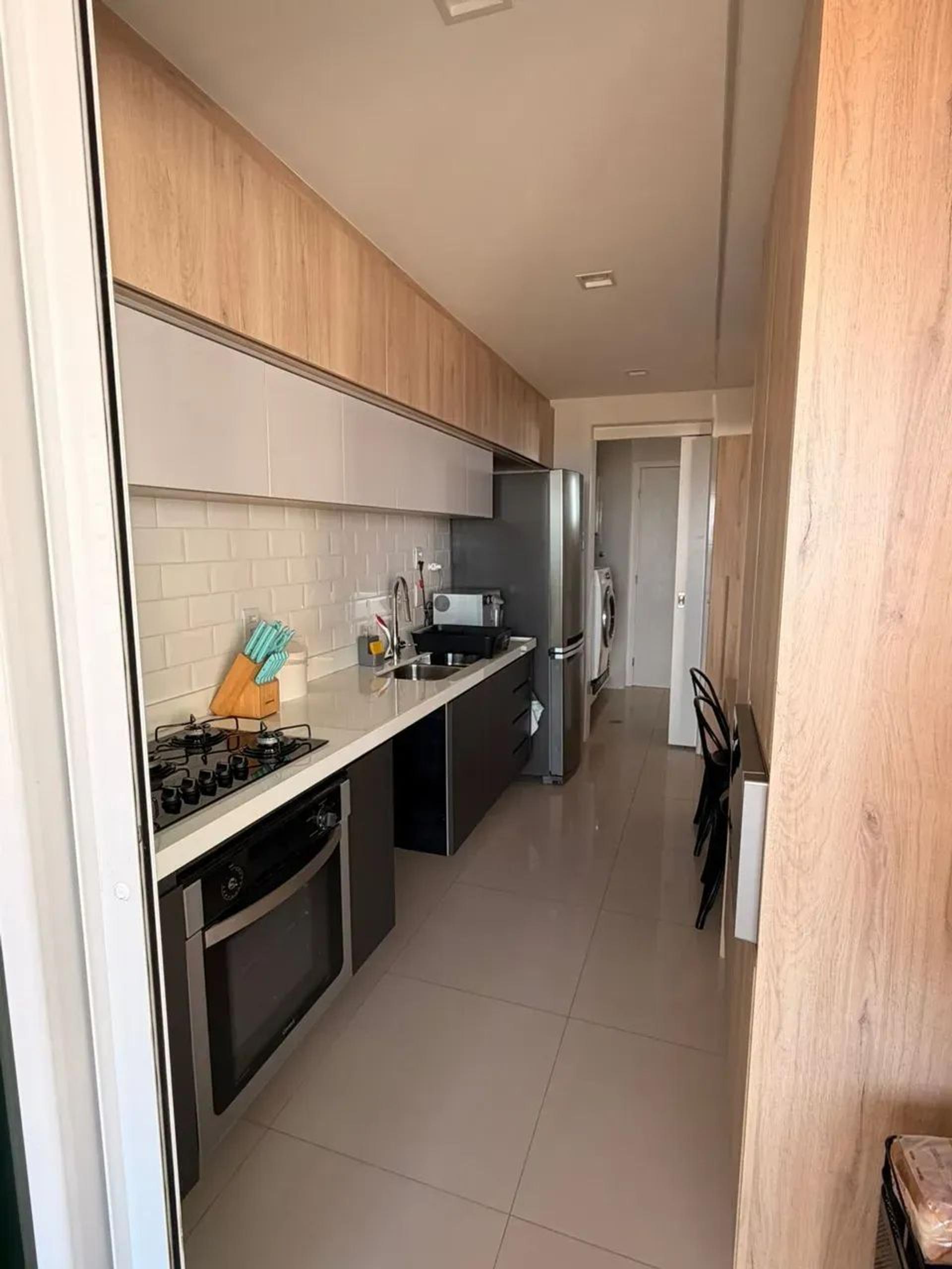 Excelente Apartamento À Venda NO Living Resort