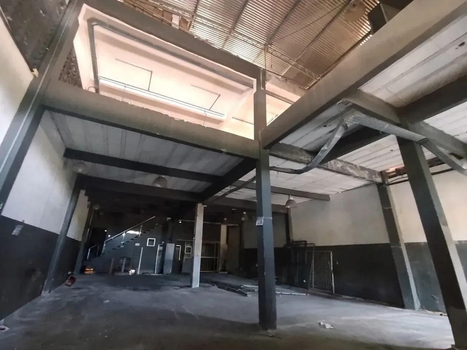 Imóvel para aluguel com 1000 metros quadrados em Serrinha - Fortaleza - CE