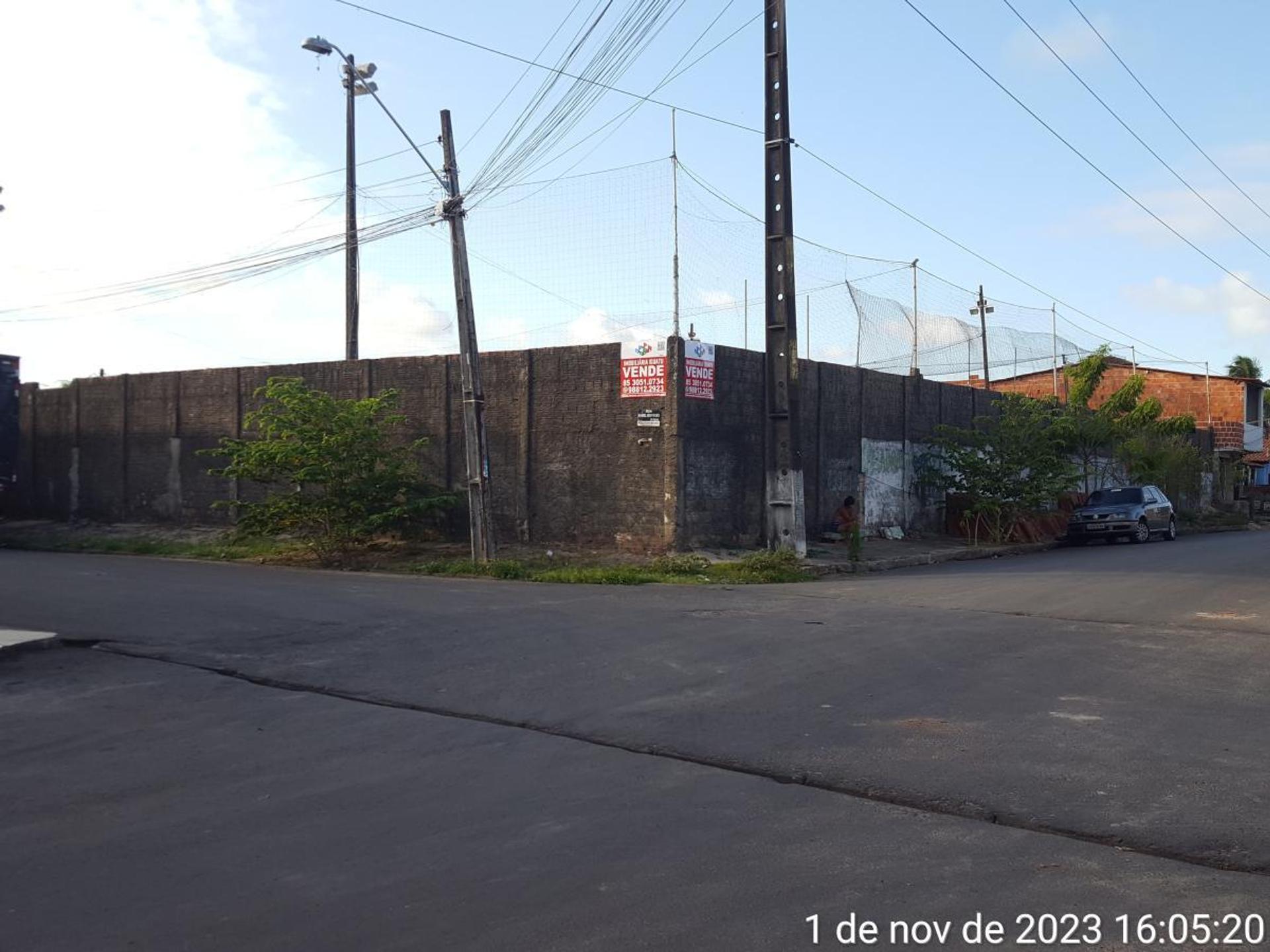 Vende-SE Campo Society Próximo AO Novo Shopping DA AV. Alberto Craveiro