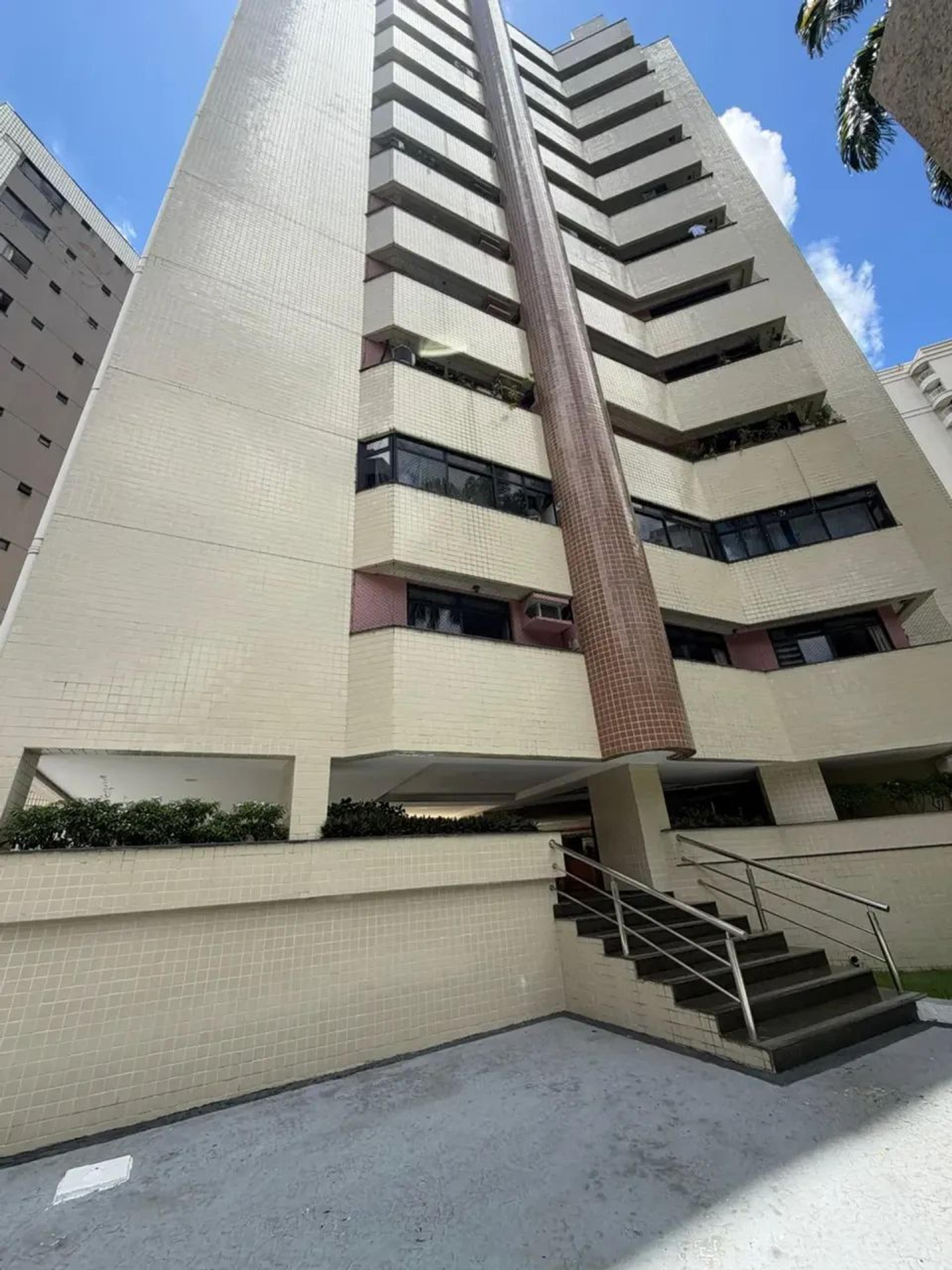 Apartamento À Venda No Meireles