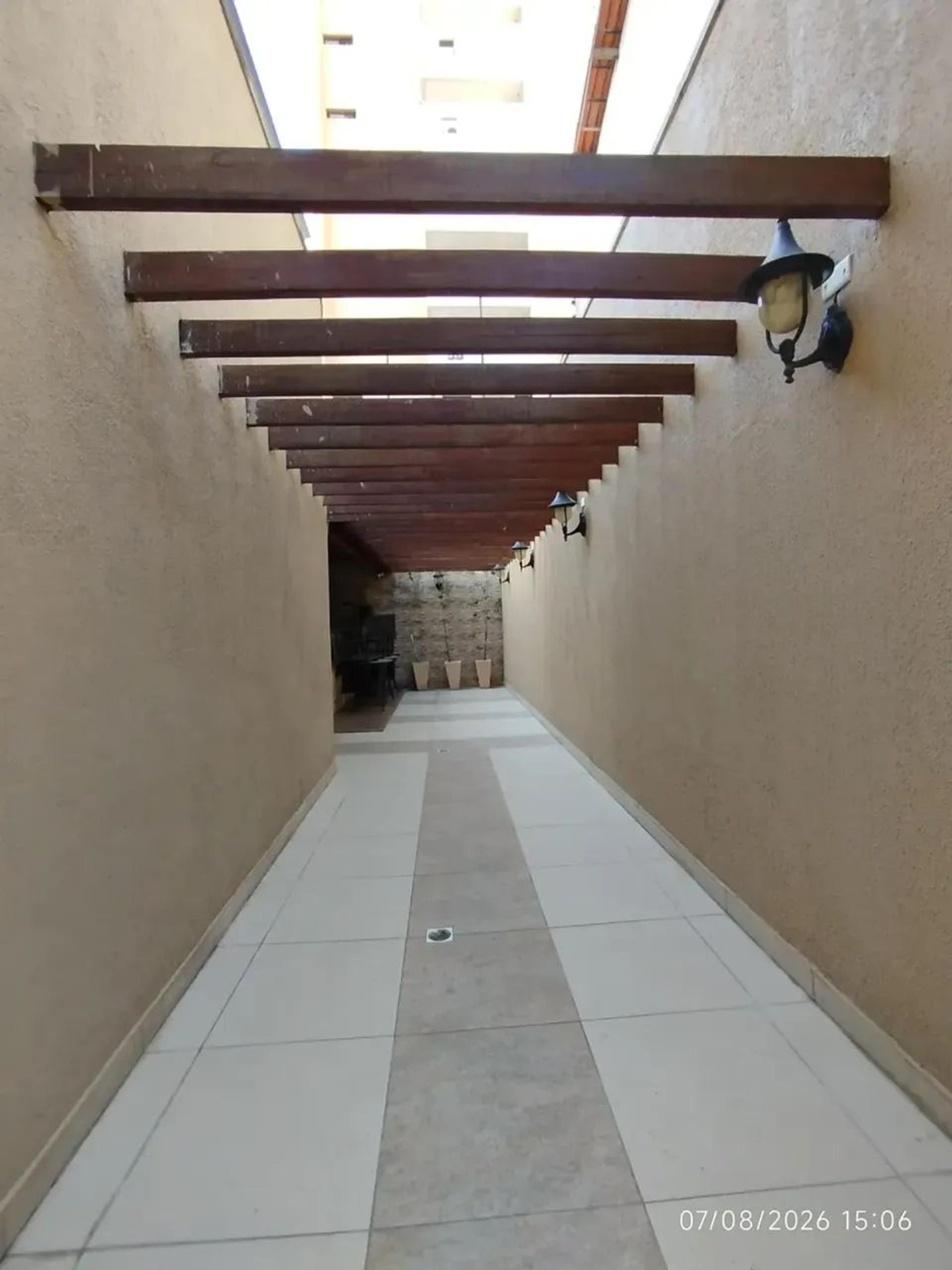 Imóvel para aluguel tem 99 metros quadrados com 3 quartos em Meireles - Fortaleza - CE