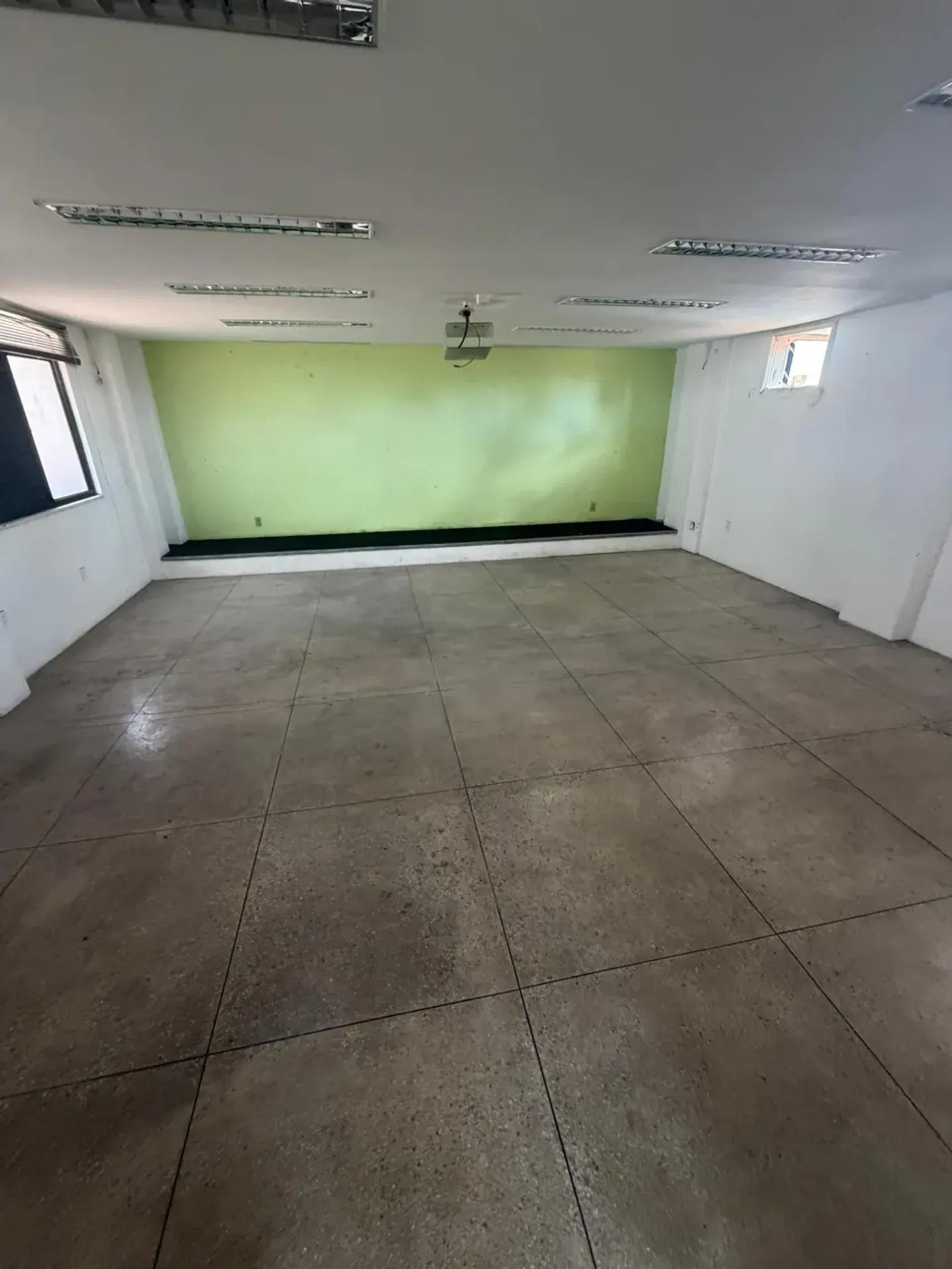 Prédio Comercial na Rua Gonçalves Ledo, 1360, Centro em Fortaleza, por R$ 14.000/Mês - Viva Real