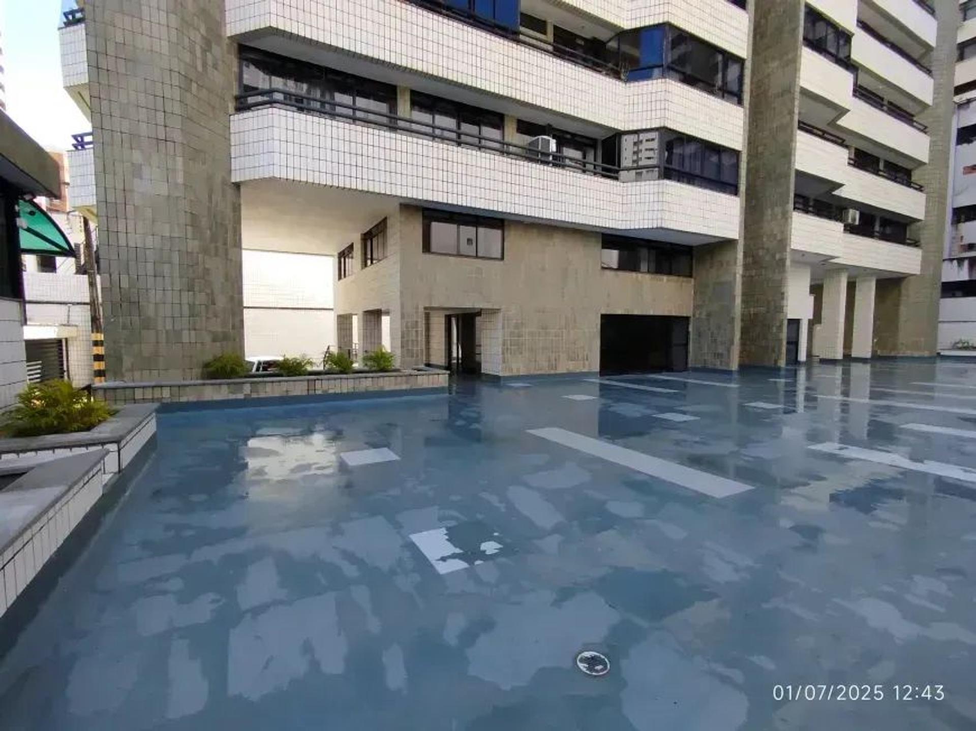 Aluga-SE Apartamento DE 04 Quartos Vizinho A Praça Portugal